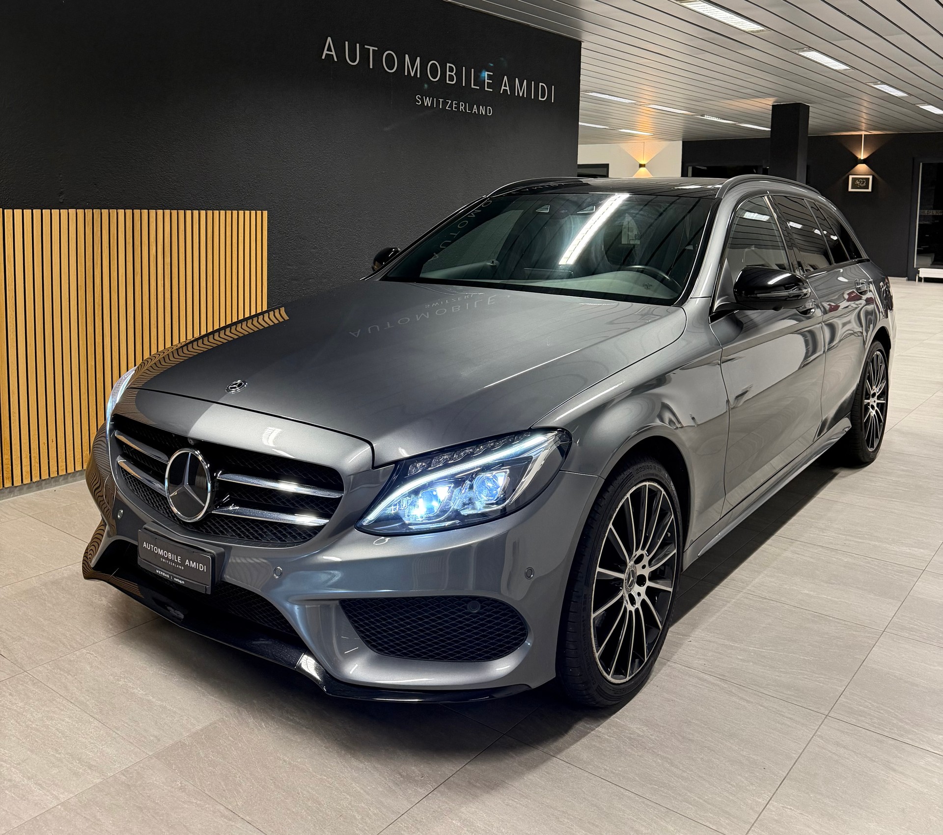 MERCEDES-BENZ C 250 d AMG Line 4Matic 9G-Tronic