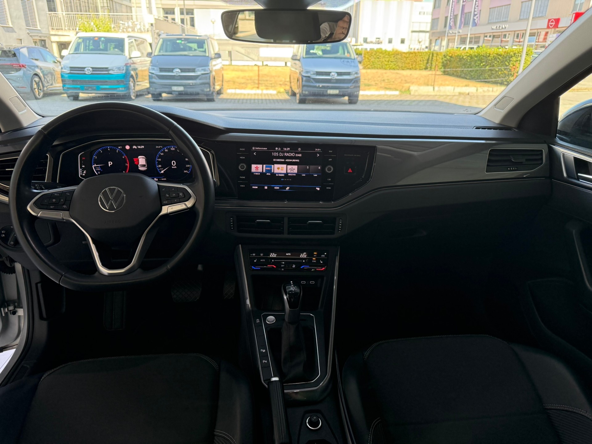 VW Taigo 1.0 TSI Style DSG-image-10