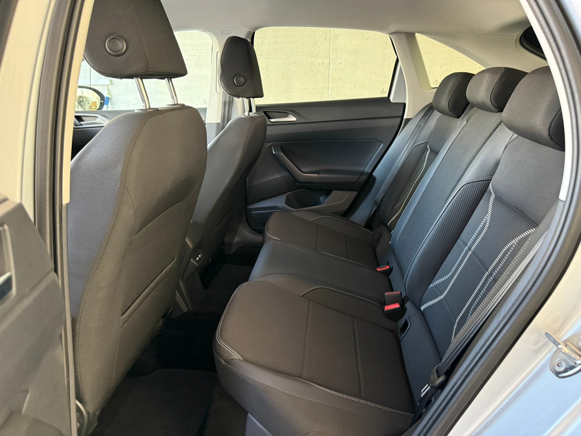 VW Taigo 1.0 TSI Style DSG-image-8