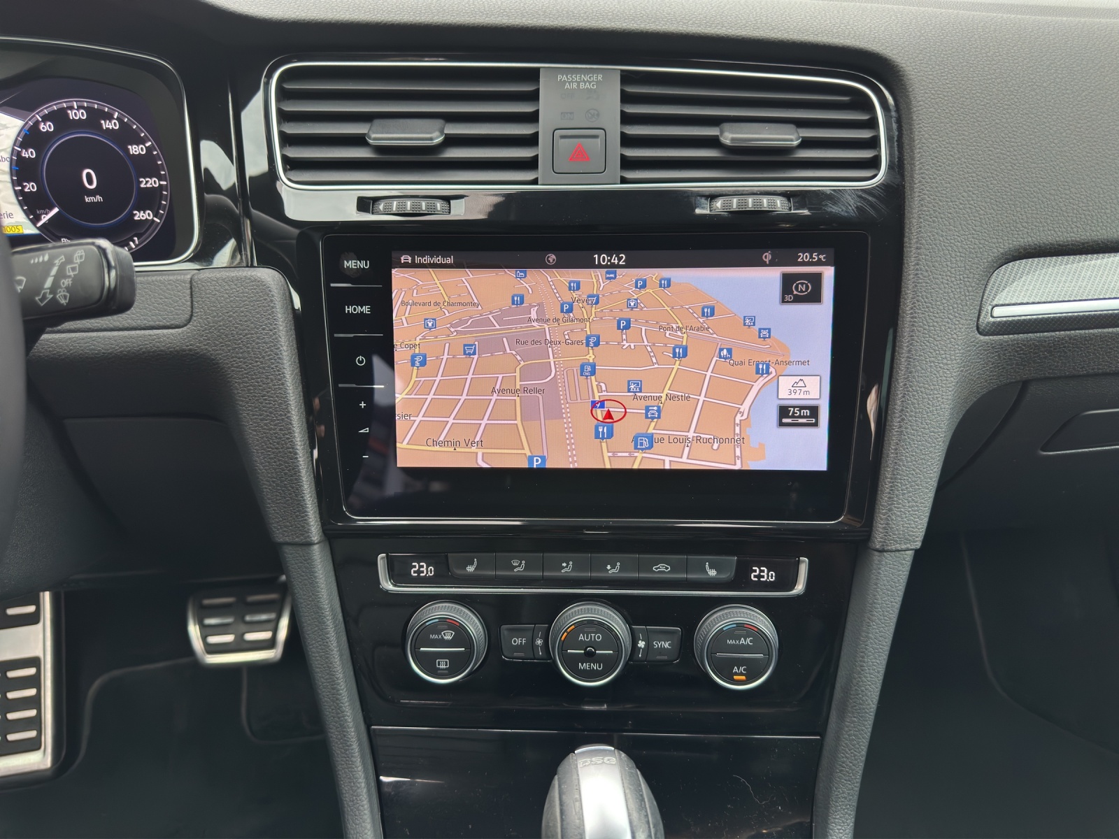 VW Golf VII 1.5 TSI 150 Highline DSG-image-14