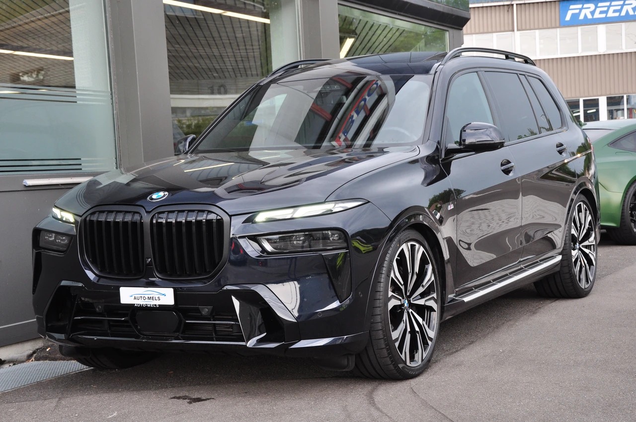 BMW X7 xDrive 48V 40d M Sport Pro Steptronic-showroom-element-3