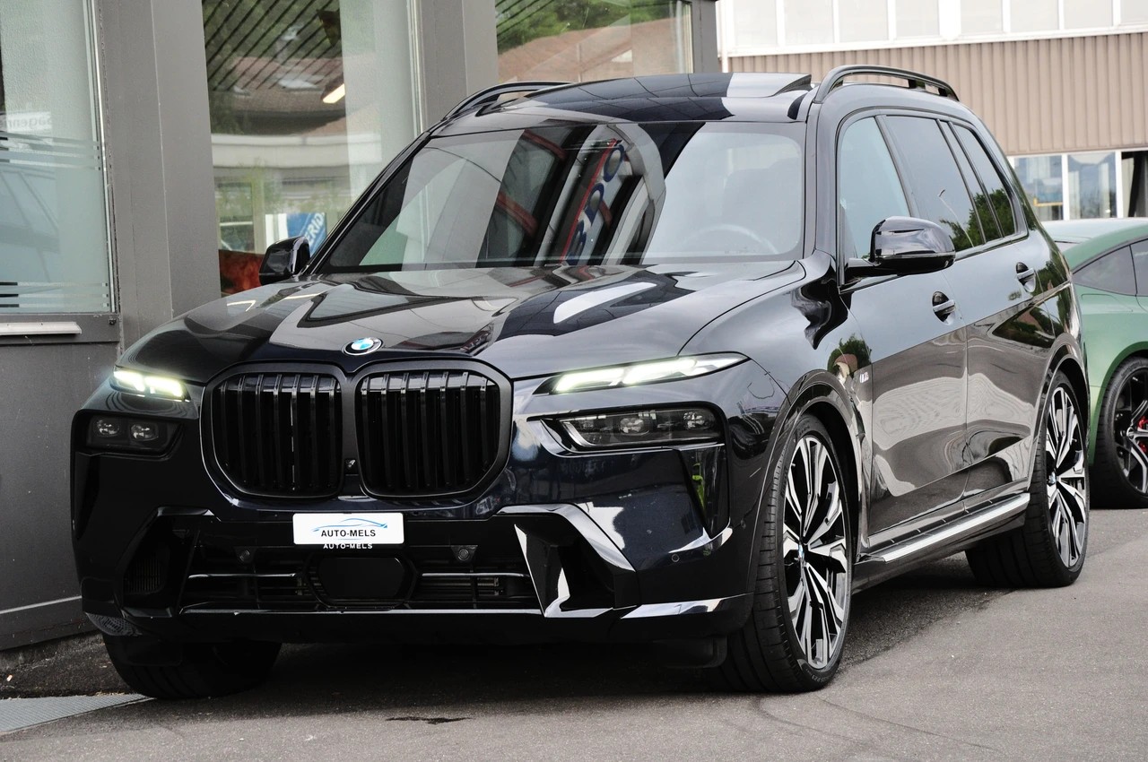 BMW X7 xDrive 48V 40d M Sport Pro Steptronic-showroom-element-2