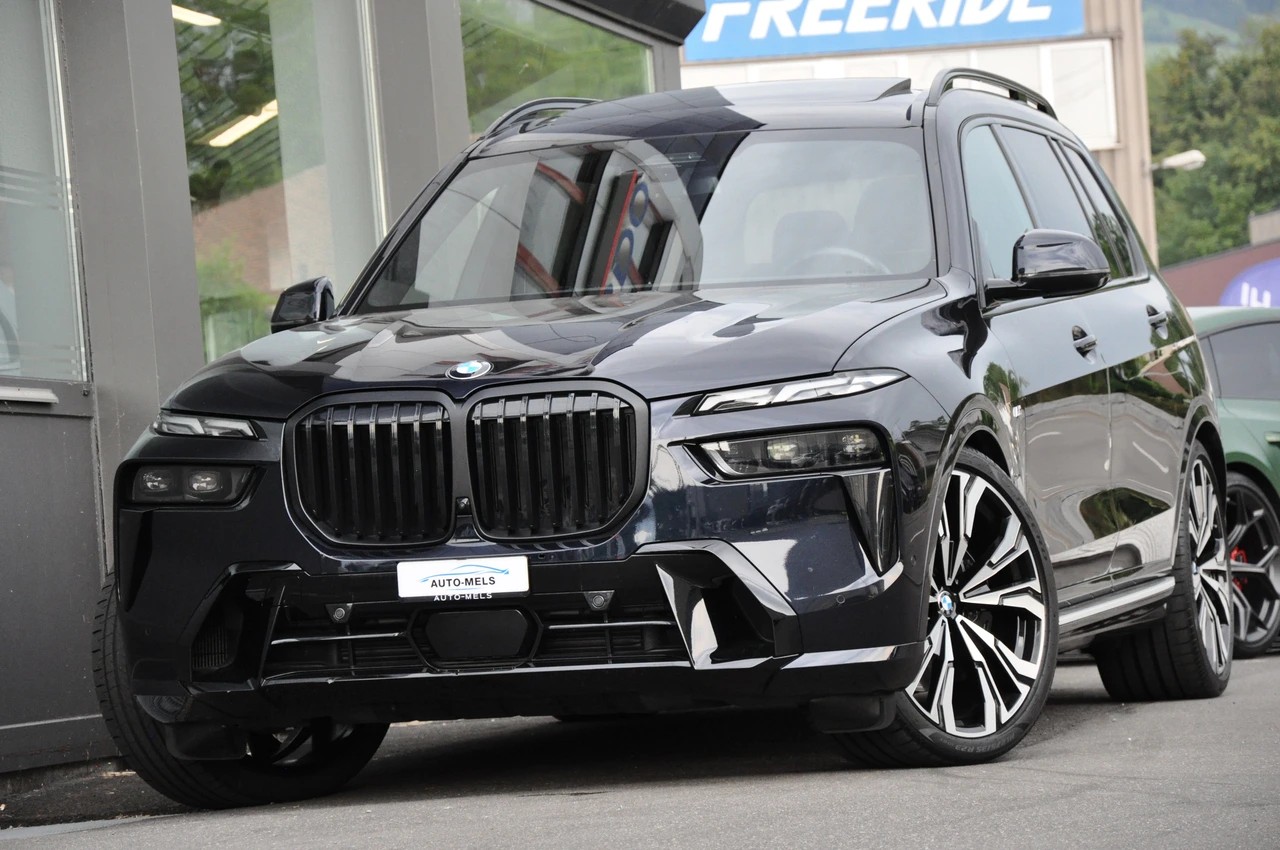 BMW X7 xDrive 48V 40d M Sport Pro Steptronic-showroom-element-1