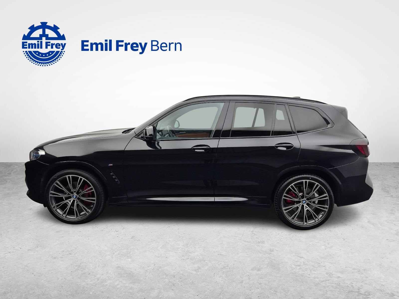 BMW X3 M40i-showroom-element-1