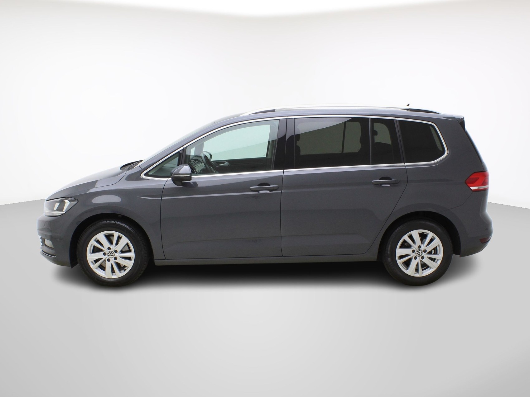 VW Touran 1.5 TSI DSG Highline-showroom-element-2