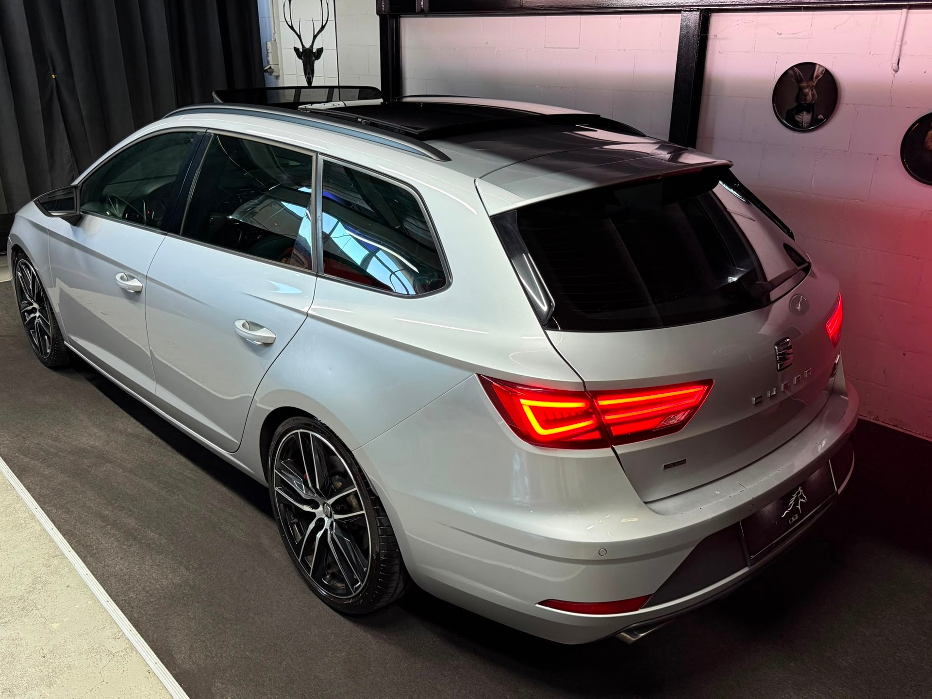 SEAT Leon ST 2.0 TSI Cupra 300 4 Drive DSG | Panoramadach-showroom-element-2