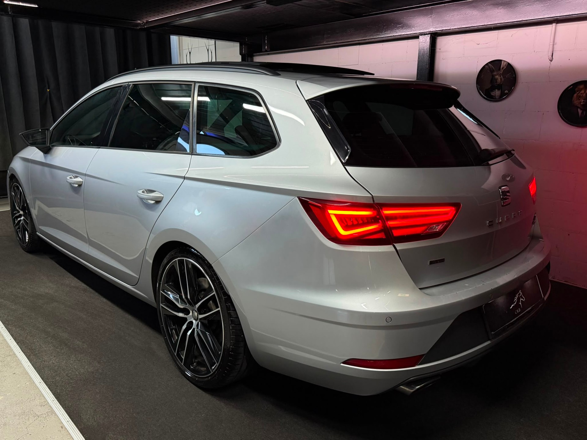SEAT Leon ST 2.0 TSI Cupra 300 4 Drive DSG | Panoramadach-showroom-element-3
