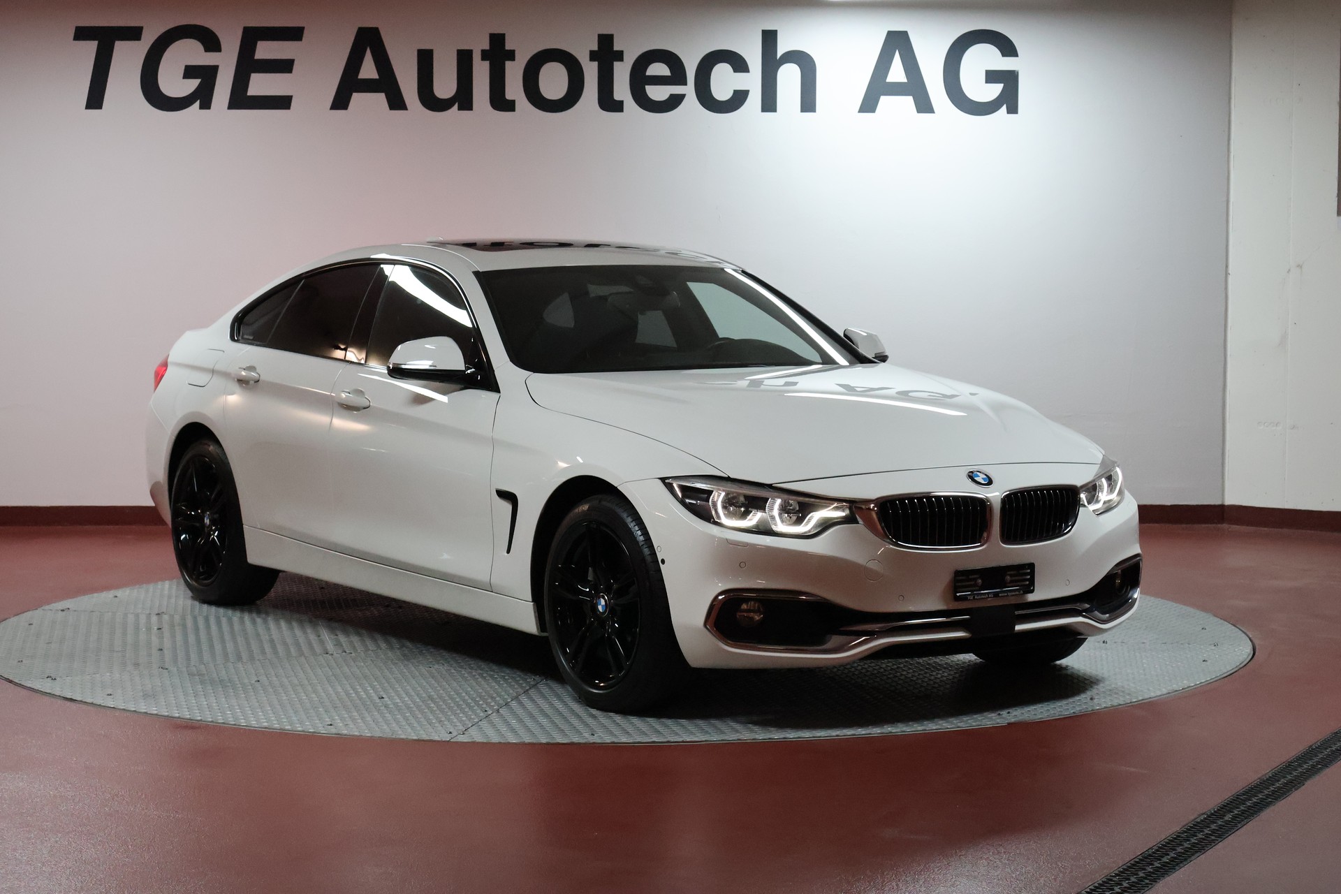 BMW 440i Gran Coupé xDrive Luxury Line Steptronic-showroom-element-2