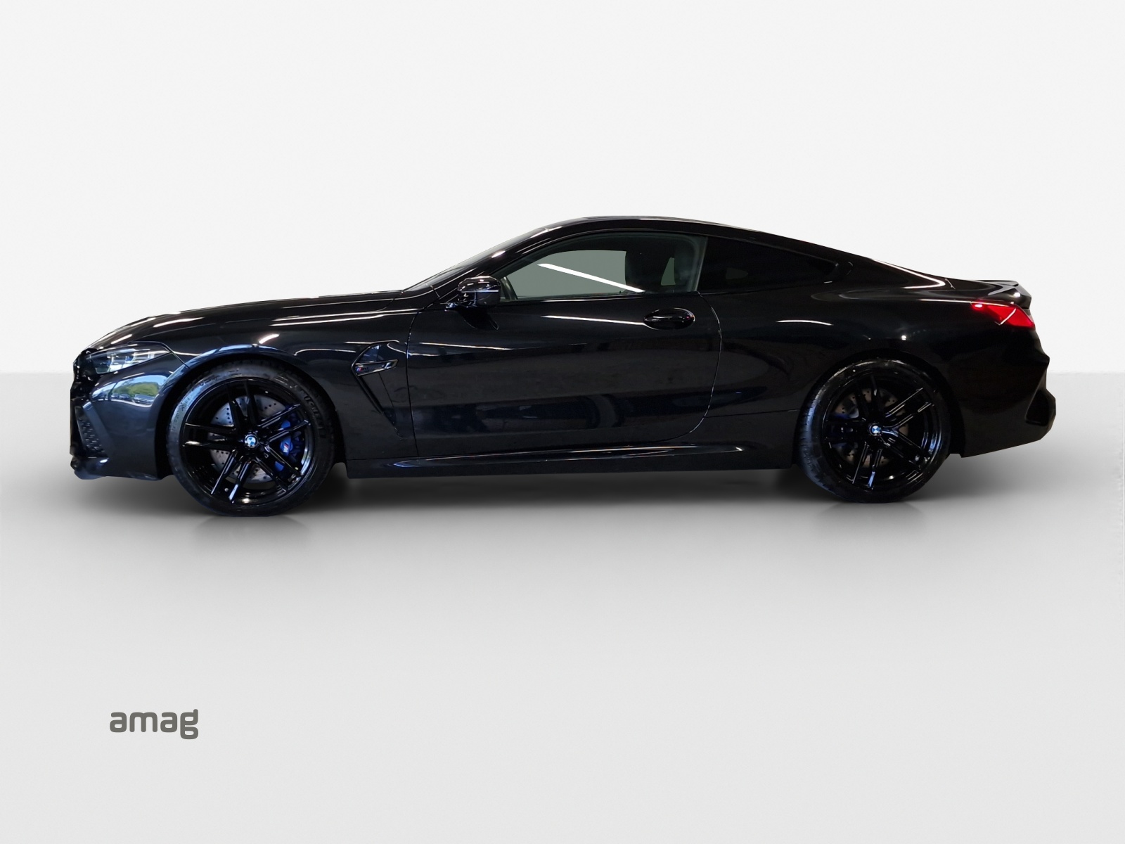 BMW M8 xDrive Steptronic M Competition-showroom-element-1