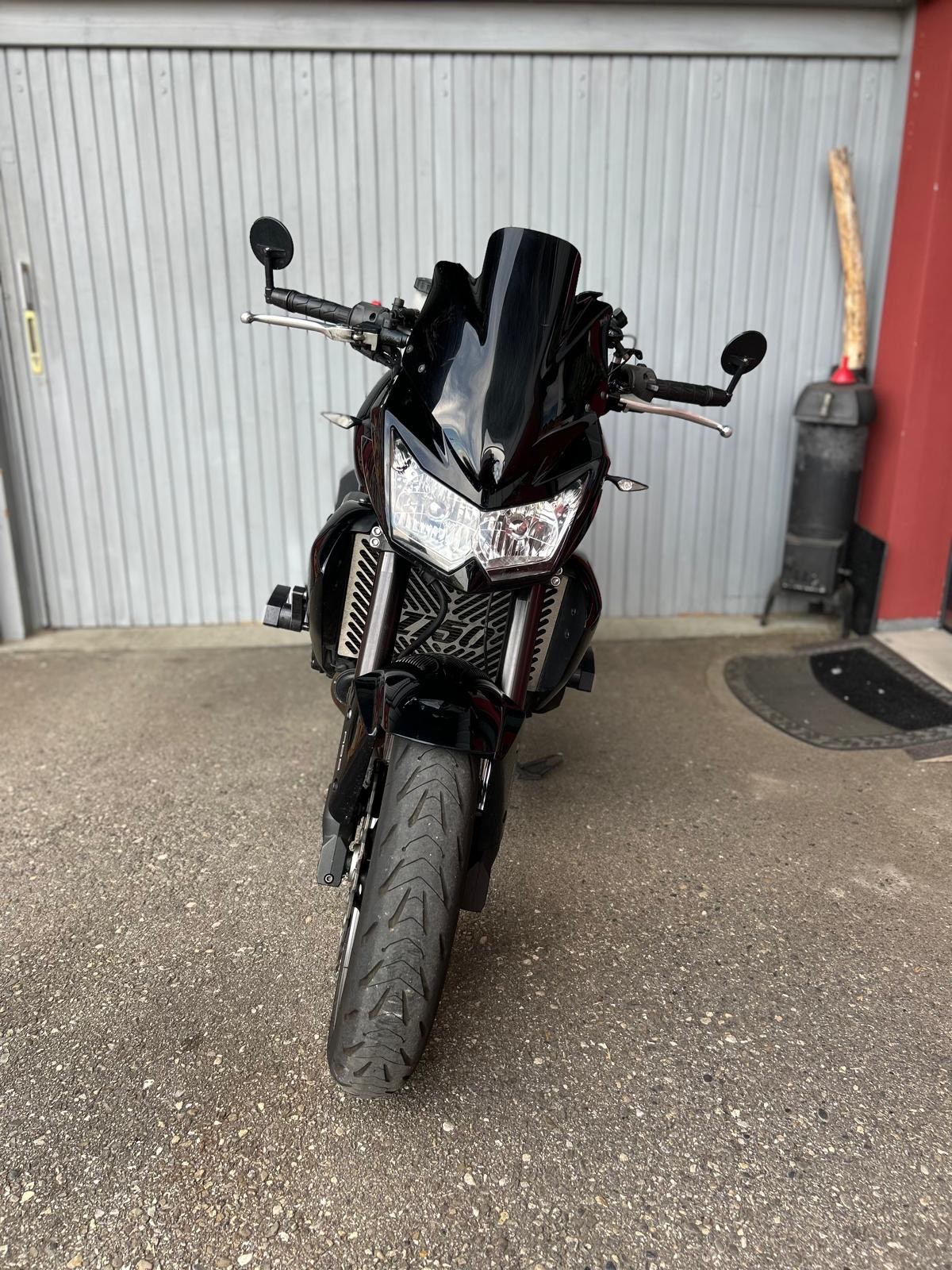KAWASAKI Z 750 (25kW)-image-1
