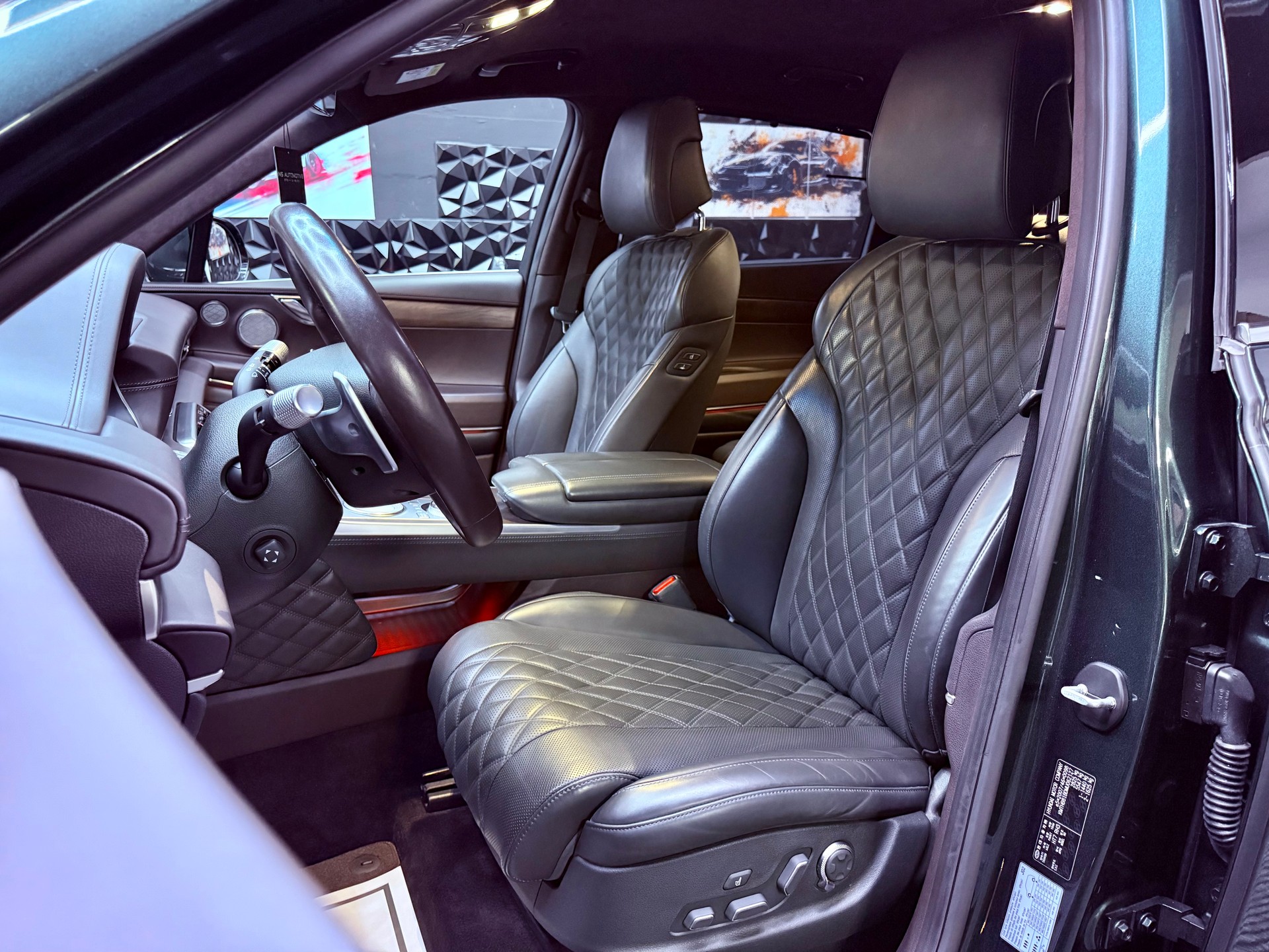 GENESIS GV80 2.5 TGDI Luxus AT8 AWD-image-12