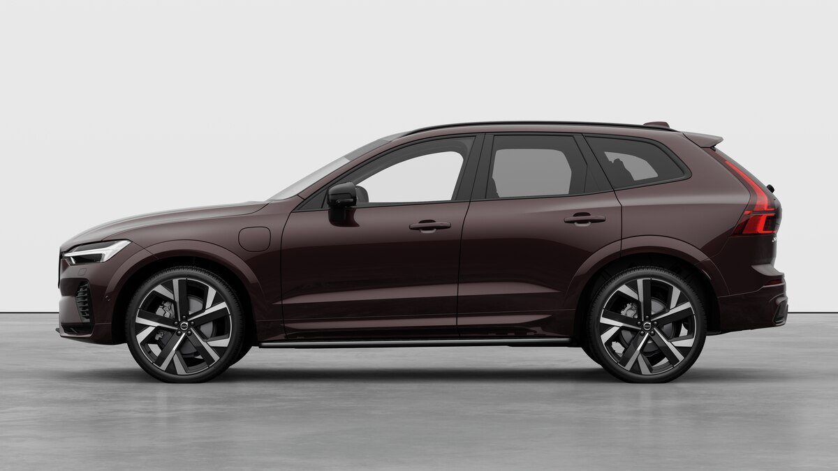 VOLVO XC60 2.0 T6 TE Ultra Dark eAWD-showroom-element-2