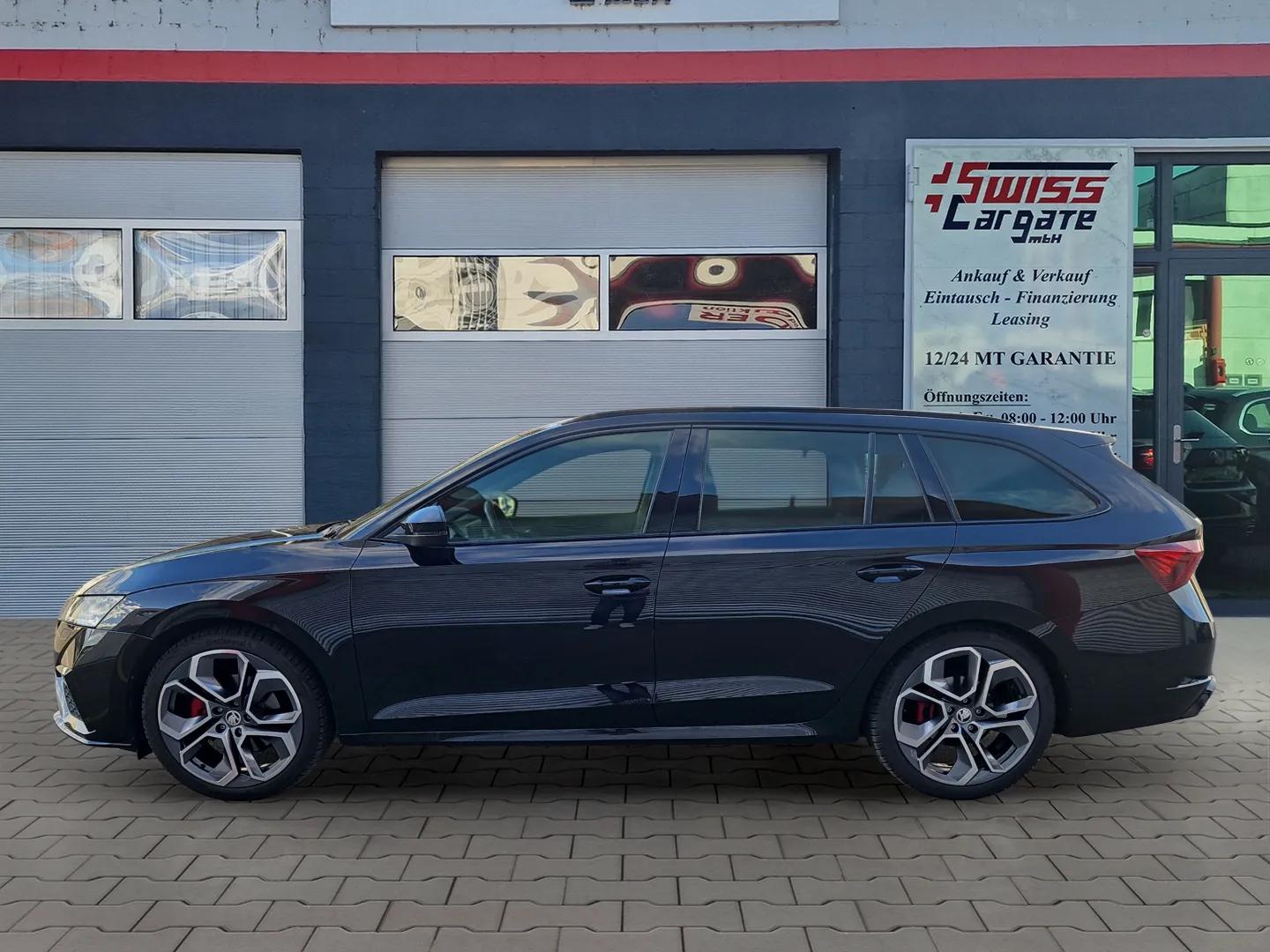 SKODA Octavia Combi 2.0 TDI DSG RS 4x4 mit AHK & 5J Werksgarantie oder bis 100000km-image-4