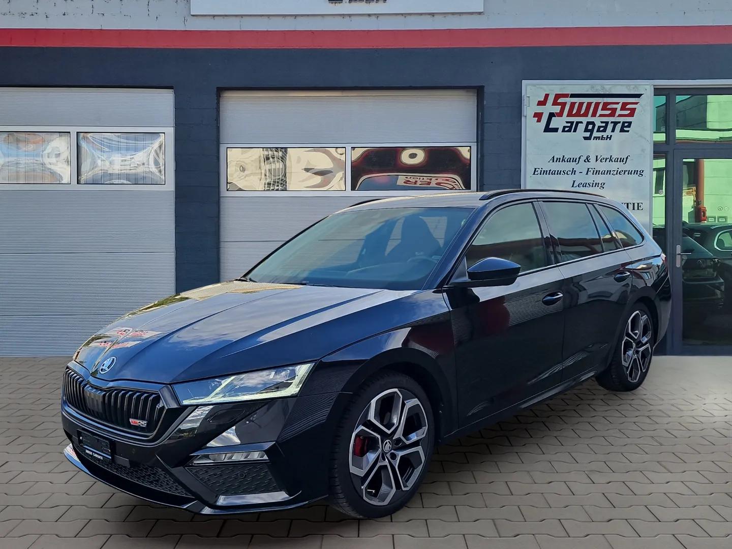 SKODA Octavia Combi 2.0 TDI DSG RS 4x4 mit AHK & 5J Werksgarantie oder bis 100000km-showroom-element-3