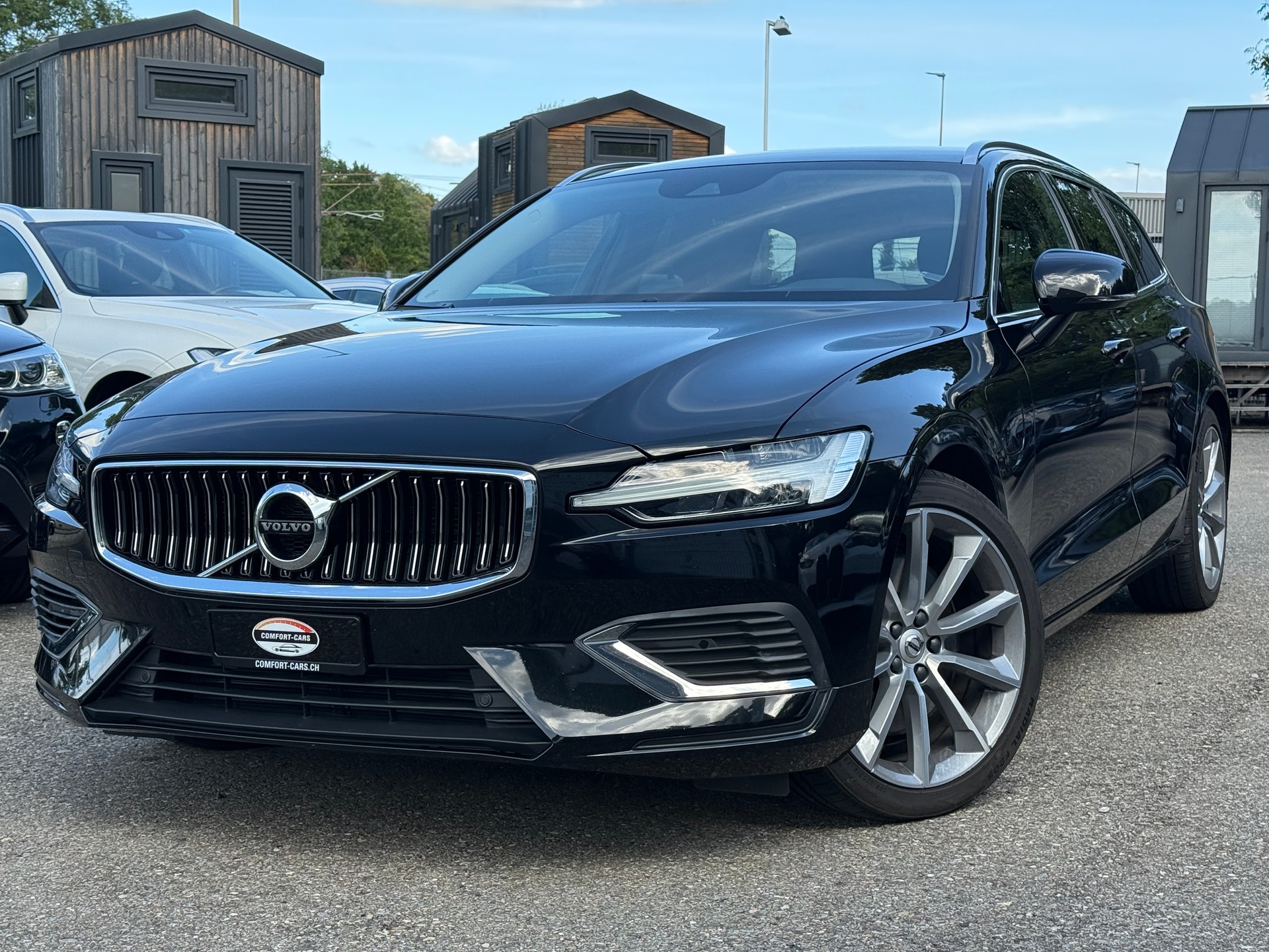 VOLVO V60 T6 eAWD Twin Engine Inscription Geartronic-showroom-element-1