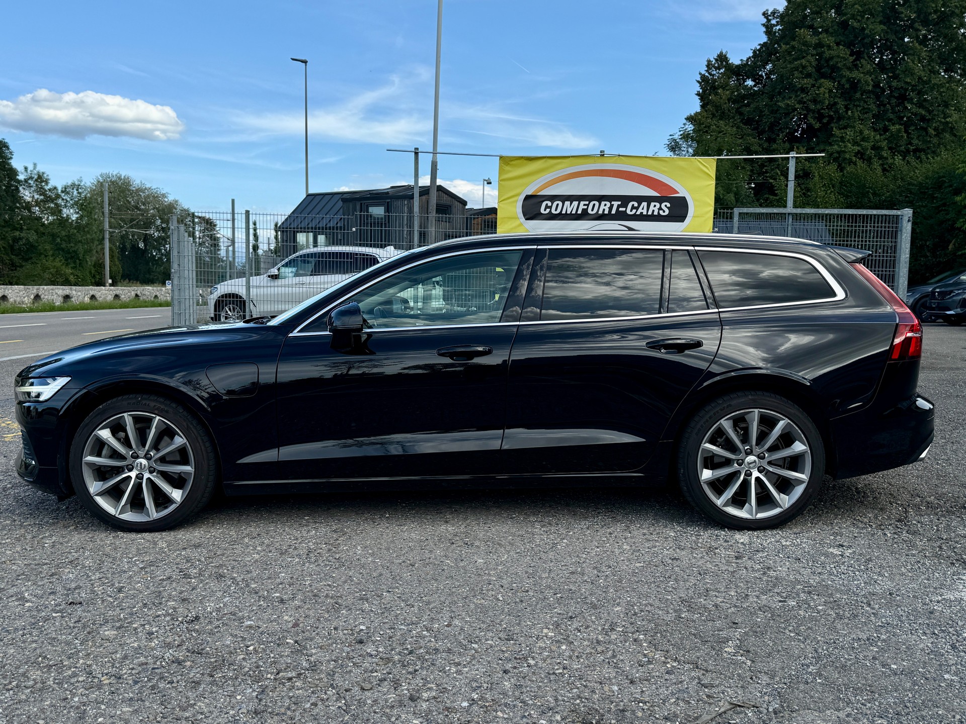 VOLVO V60 T6 eAWD Twin Engine Inscription Geartronic-image-6