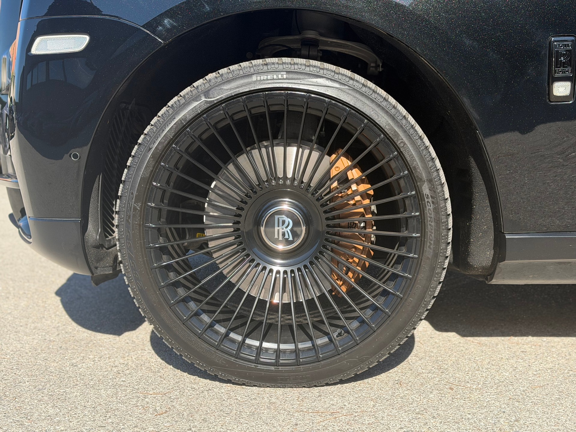 ROLLS-ROYCE Cullinan 6.7 V12-image-9