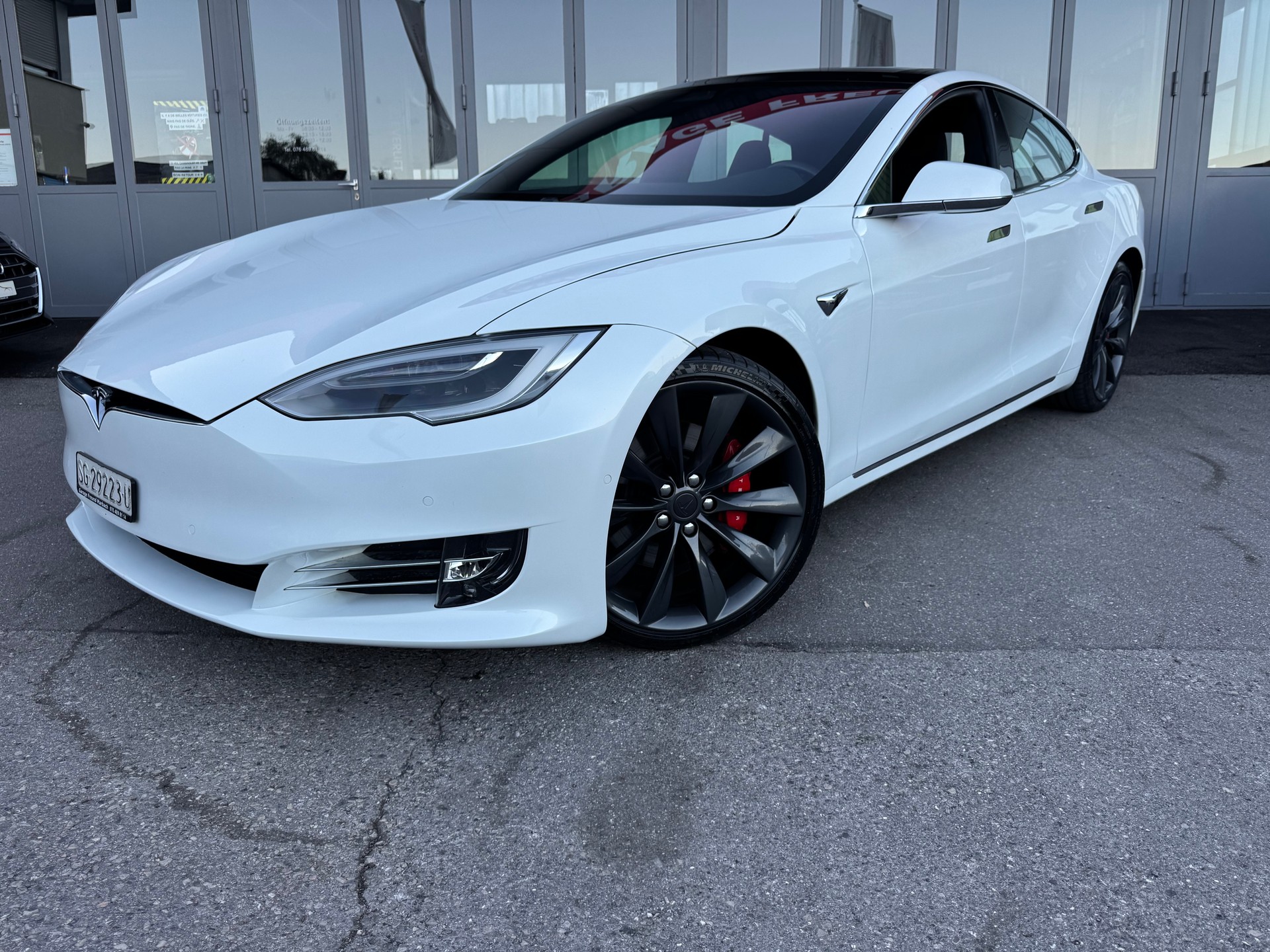 TESLA Model S 100 Ludicrous Performance