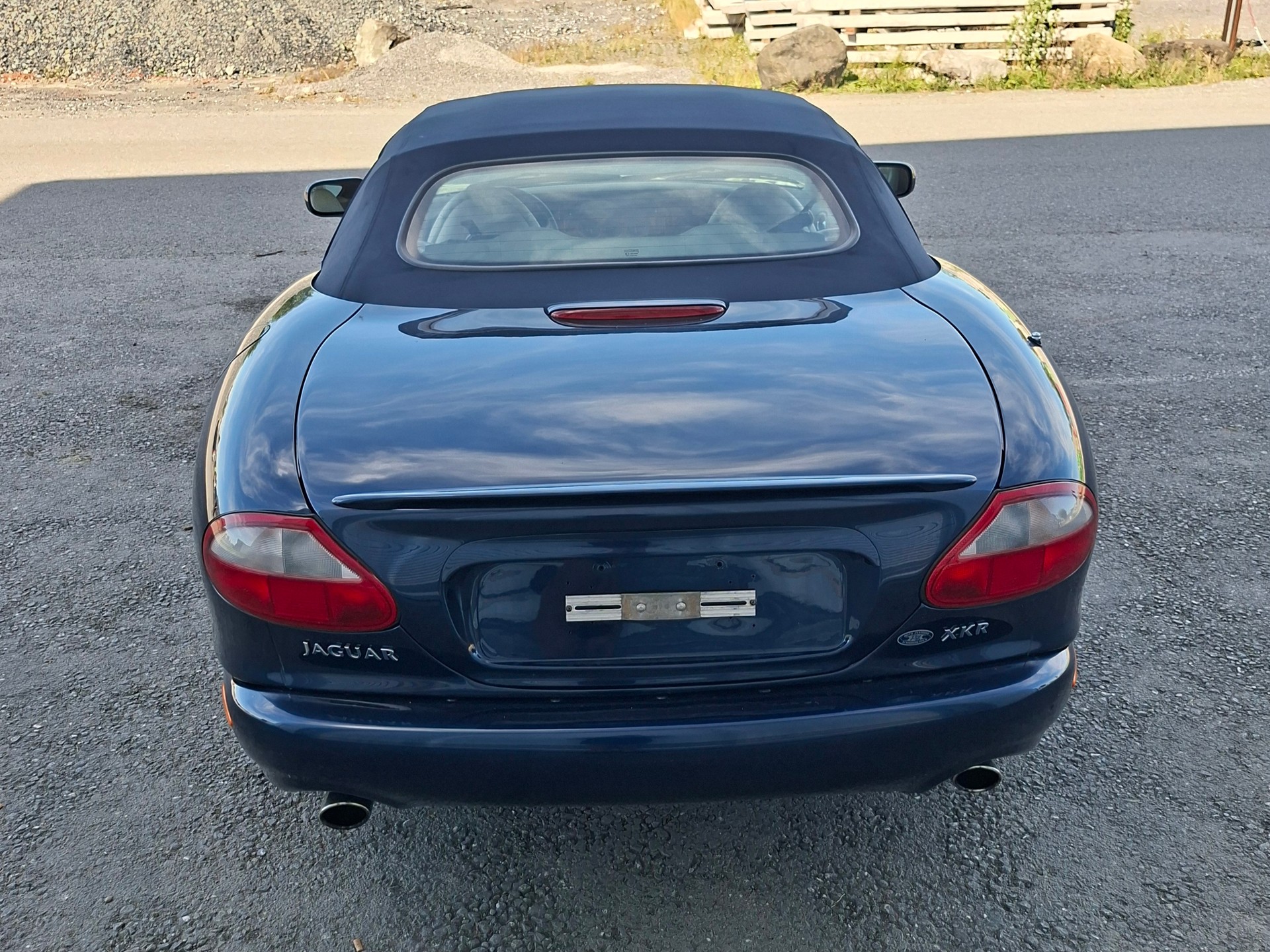 JAGUAR XKR S/C Convertible-showroom-element-3