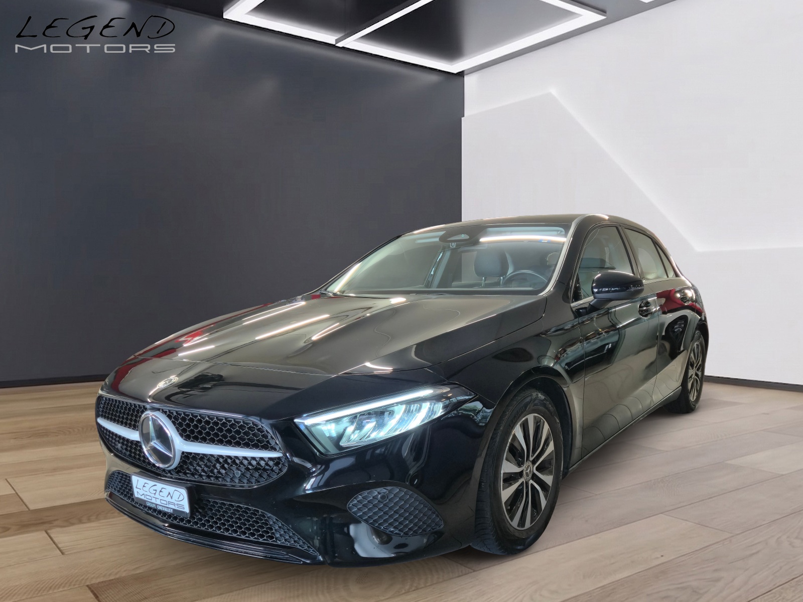 MERCEDES-BENZ A 180 7G-DCT LEASING à partir de CHF 320.-/mois-showroom-element-2