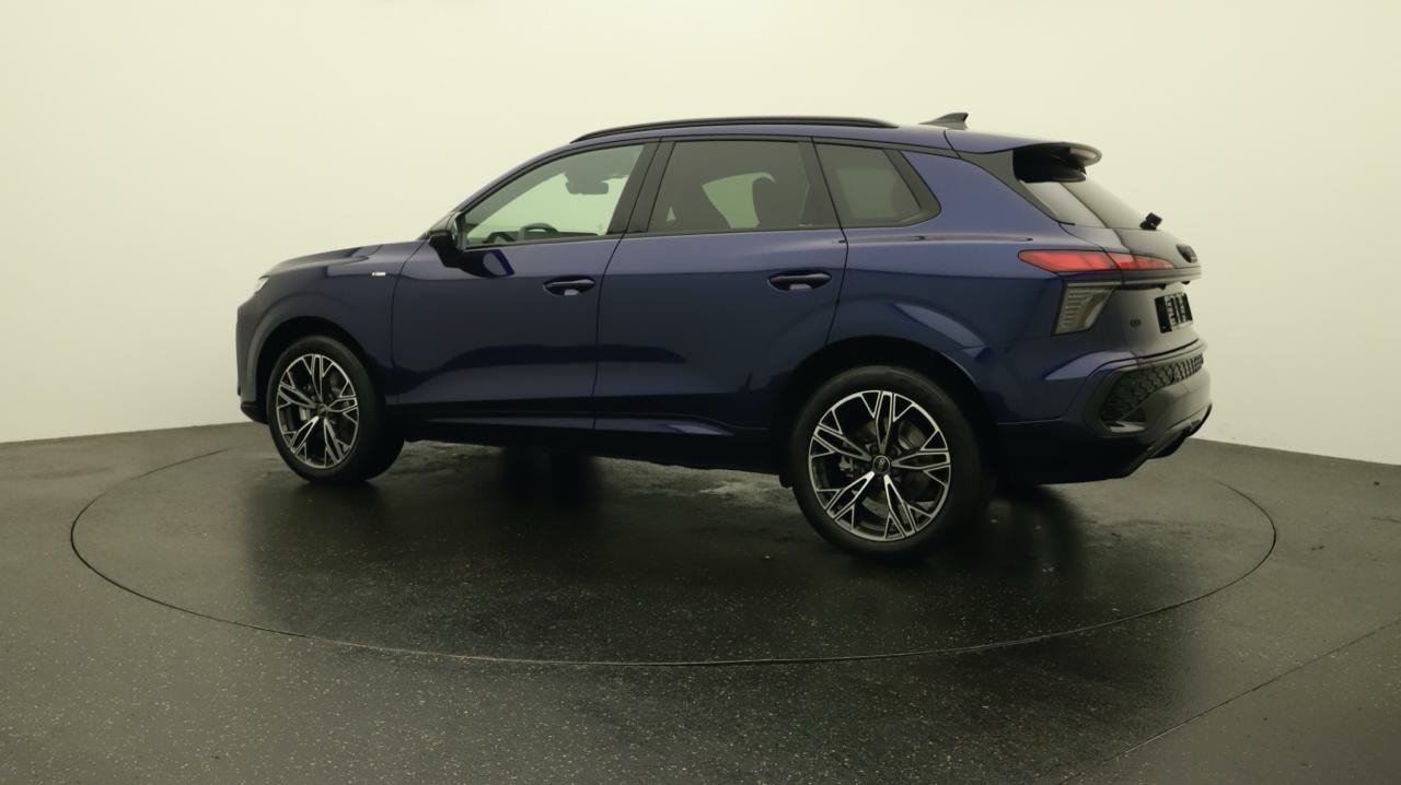 AUDI Q3 SUV TFSI quattro 195 kW S tronic-showroom-element-2