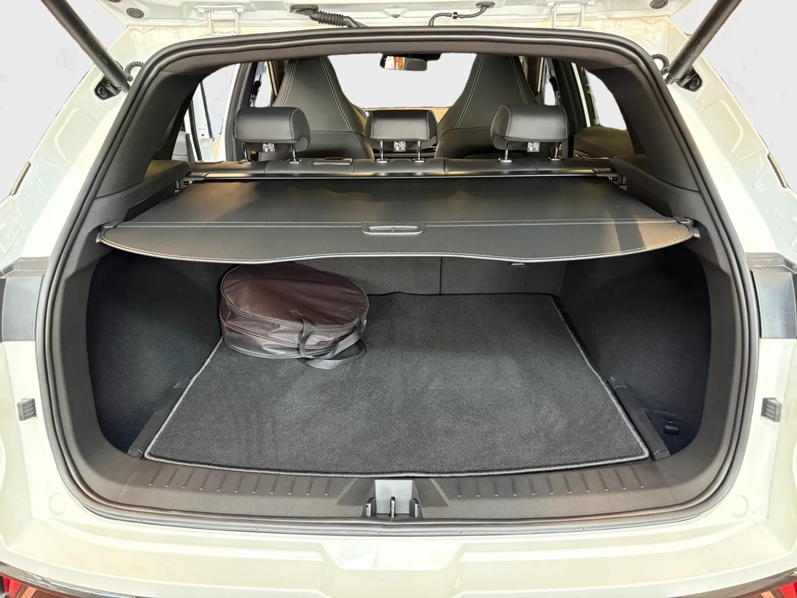 JAC JS6 1.5 PHEV-image-23