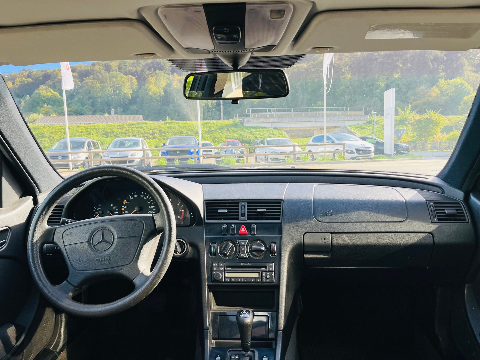 MERCEDES-BENZ C 250 TD Elégance-image-5