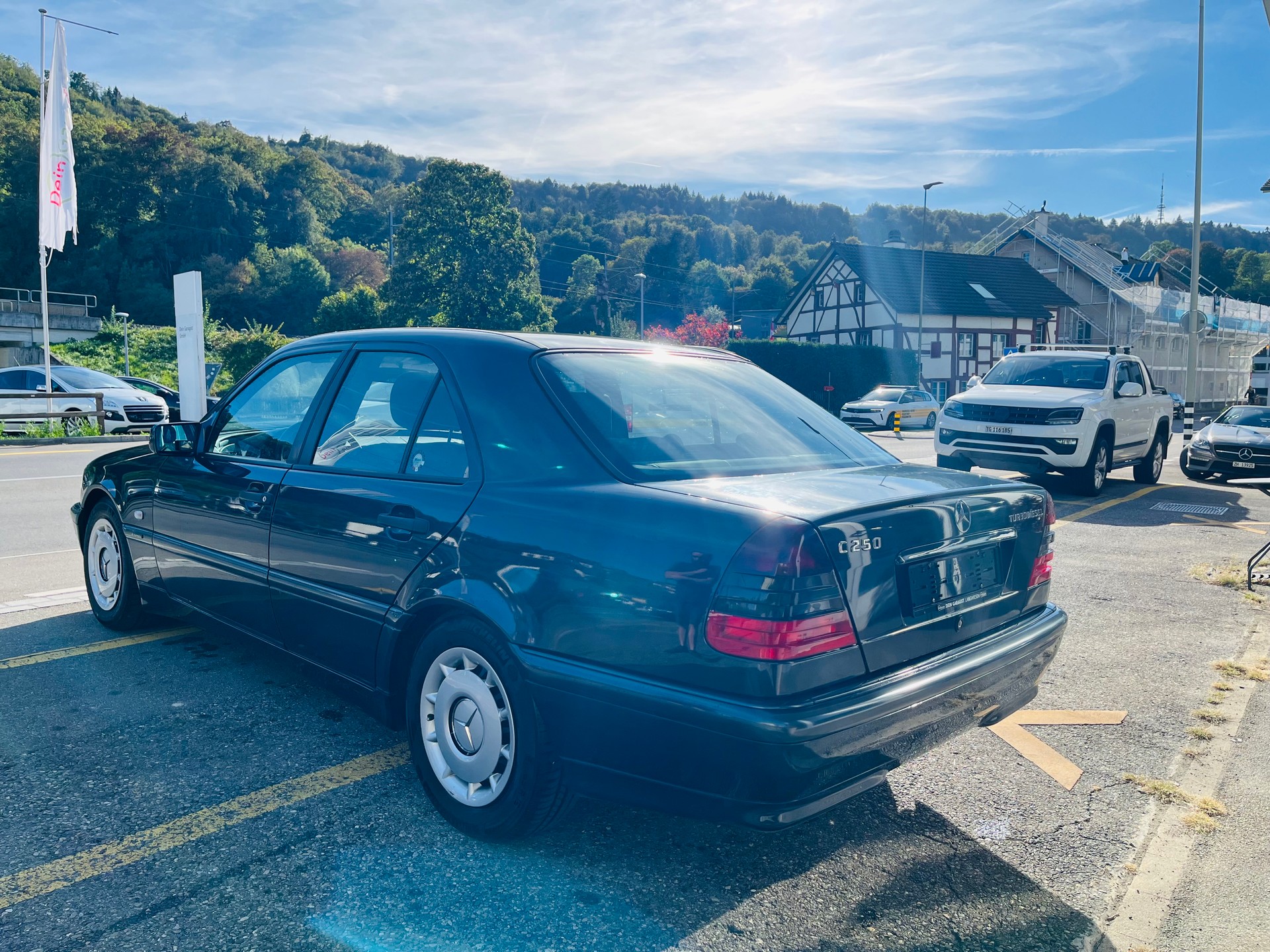 MERCEDES-BENZ C 250 TD Elégance-image-1