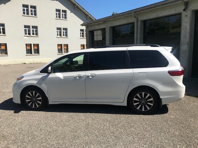 TOYOTA Sienna 3.5 A 4WD Limited Premium-showroom-element-2