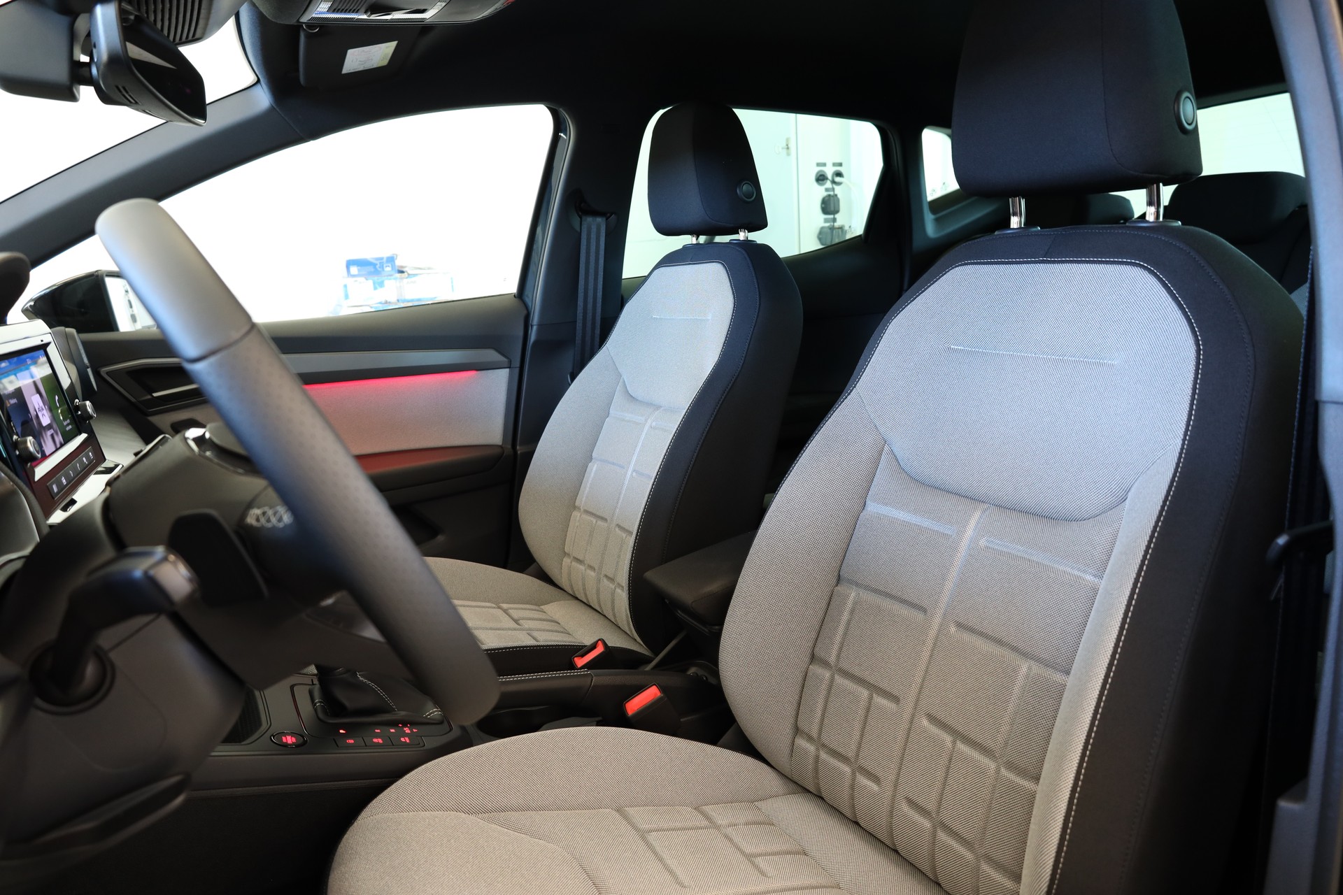 SEAT Ibiza 1.0 TSI 115 FR DSG-image-10