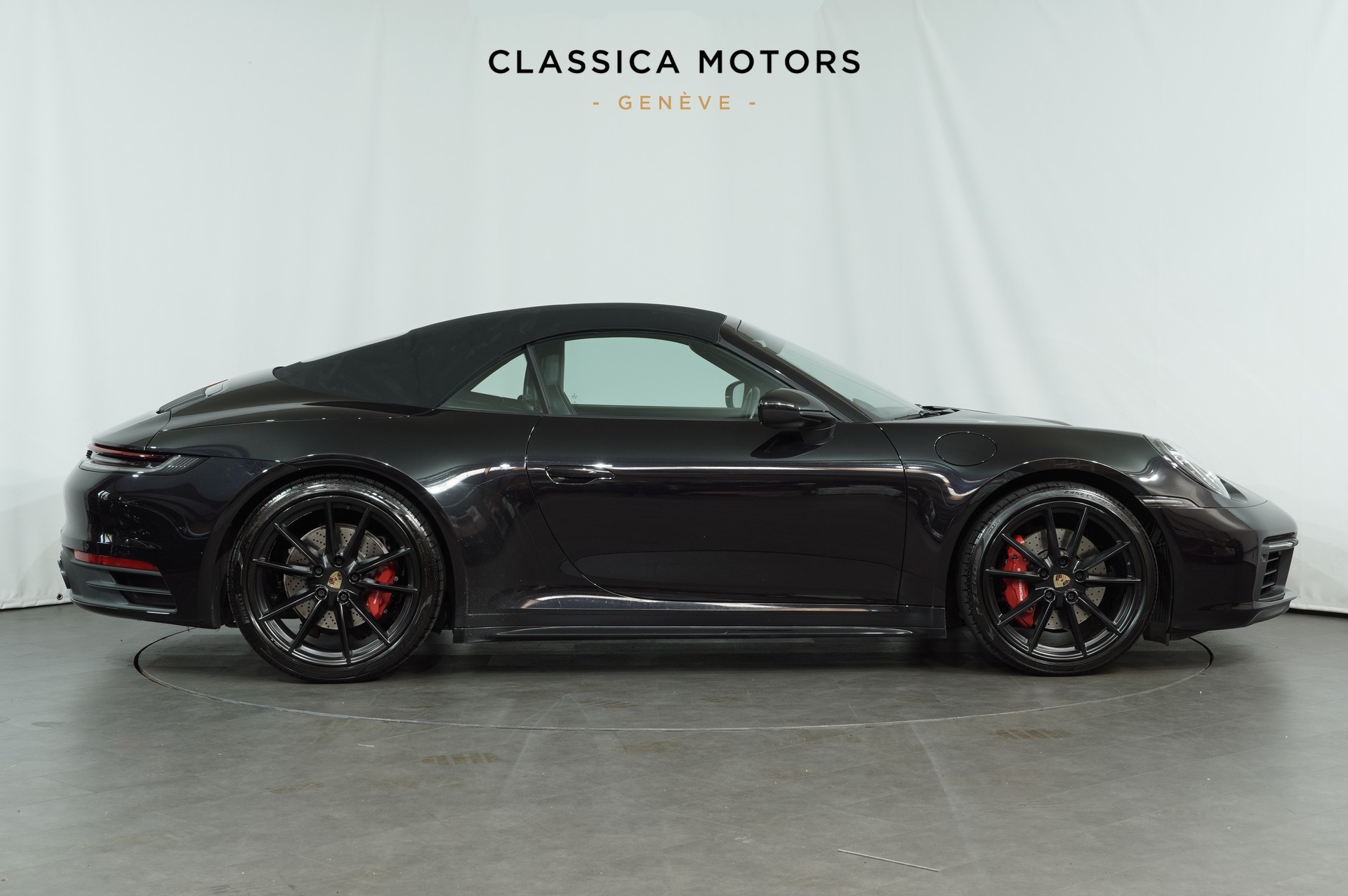 PORSCHE 911 Carrera 4S Cabriolet PDK-showroom-element-3