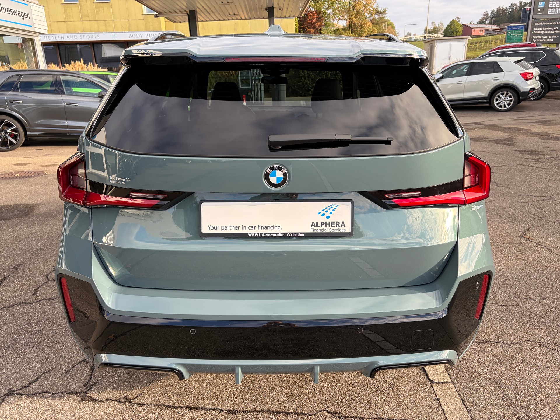 BMW X1 xDrive 23i 48V M Sport-image-6