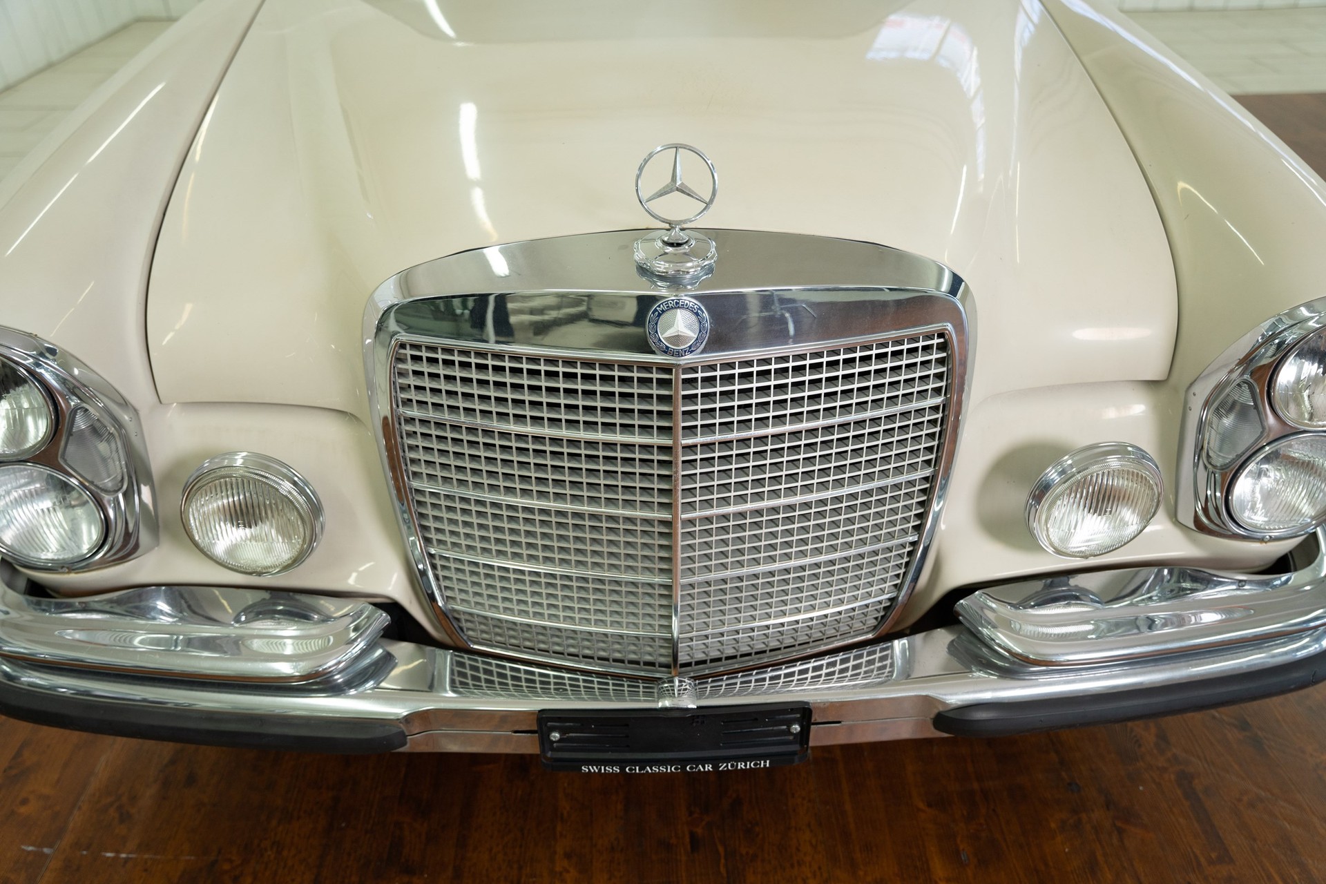 MERCEDES-BENZ 280 SE 3.5-image-9