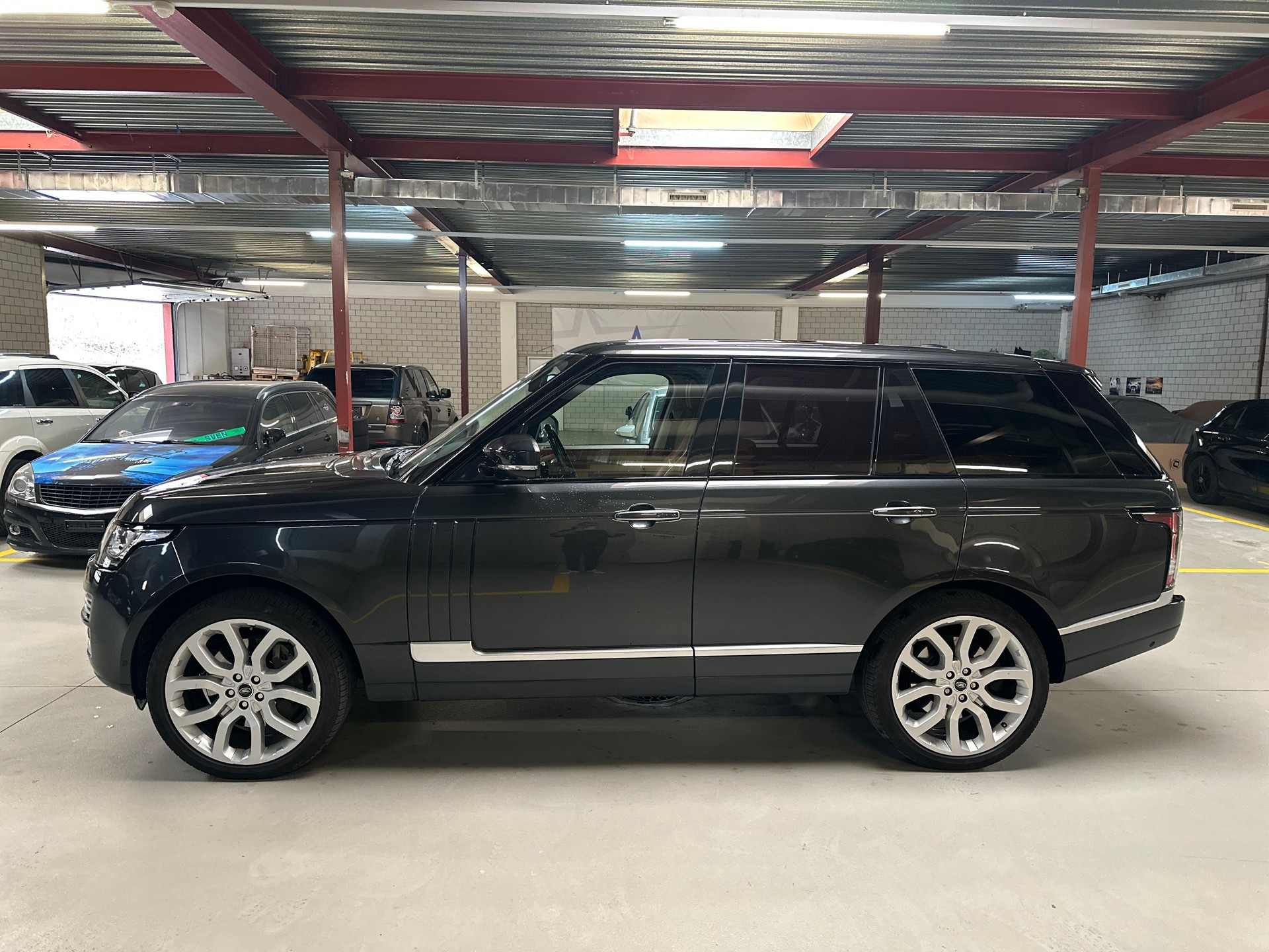 LAND ROVER Range Rover 5.0 V8 SC Autobiography Automatic-showroom-element-1