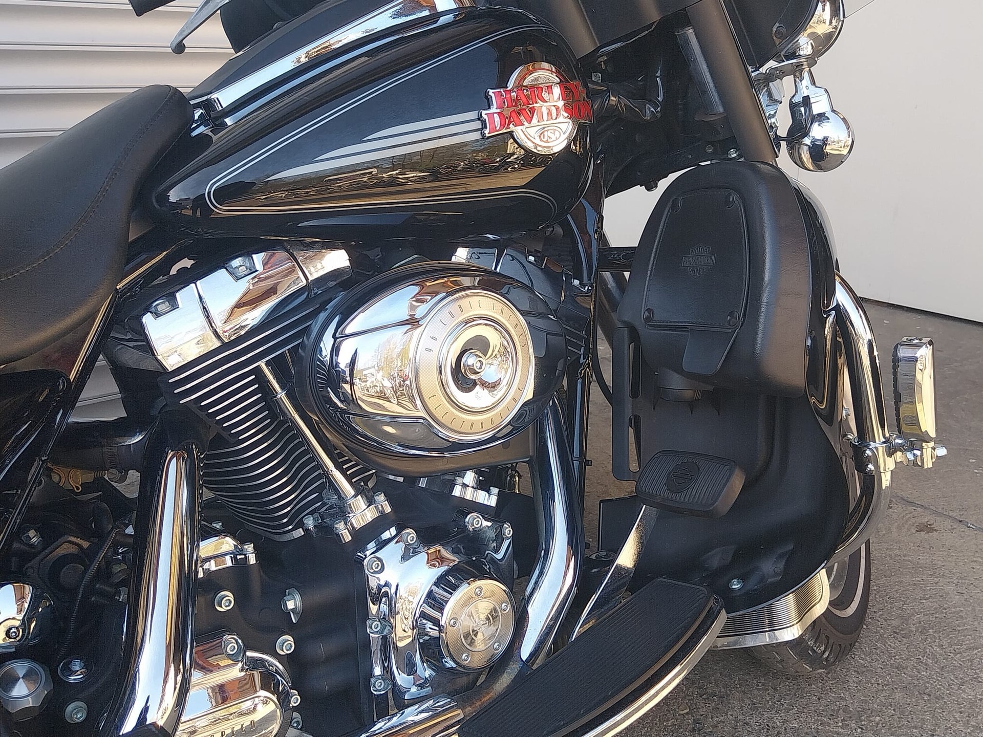 HARLEY-DAVIDSON FLHTCUI Electra Glide Ultra Classic-image-4