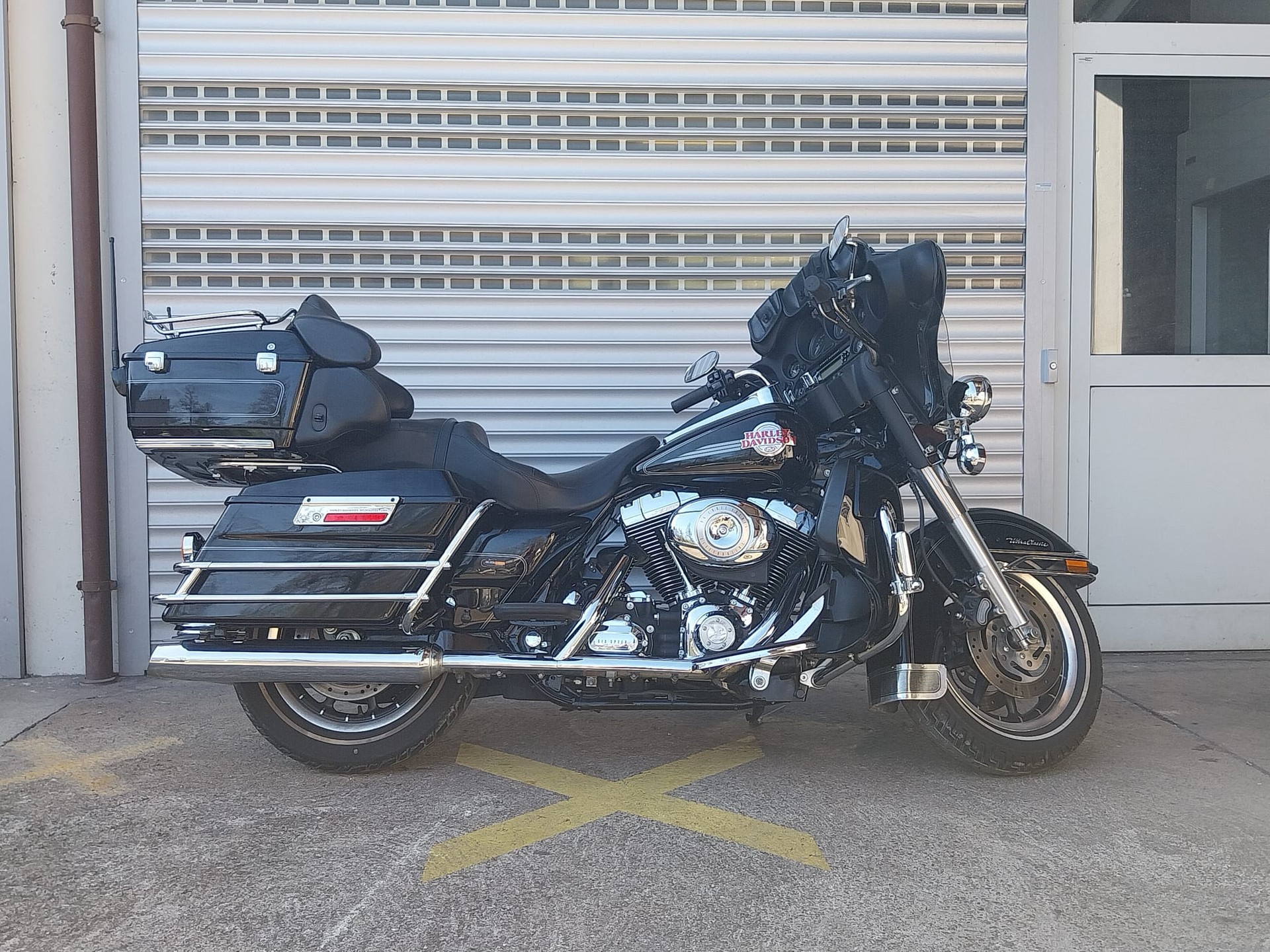 HARLEY-DAVIDSON FLHTCUI Electra Glide Ultra Classic-image-3