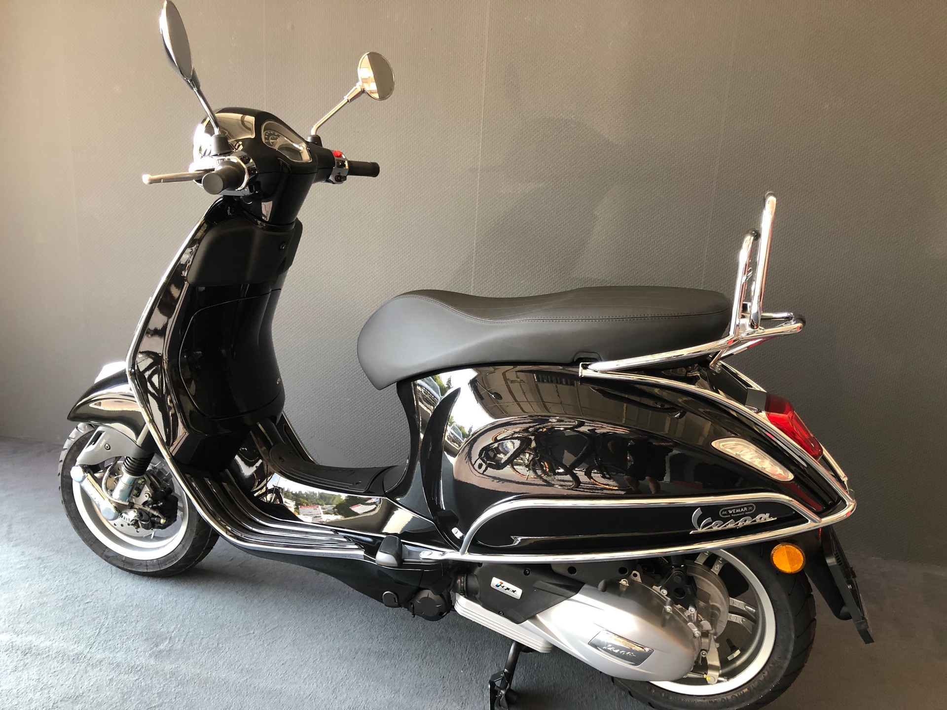 PIAGGIO Vespa 125 Primavera ABS-image-3