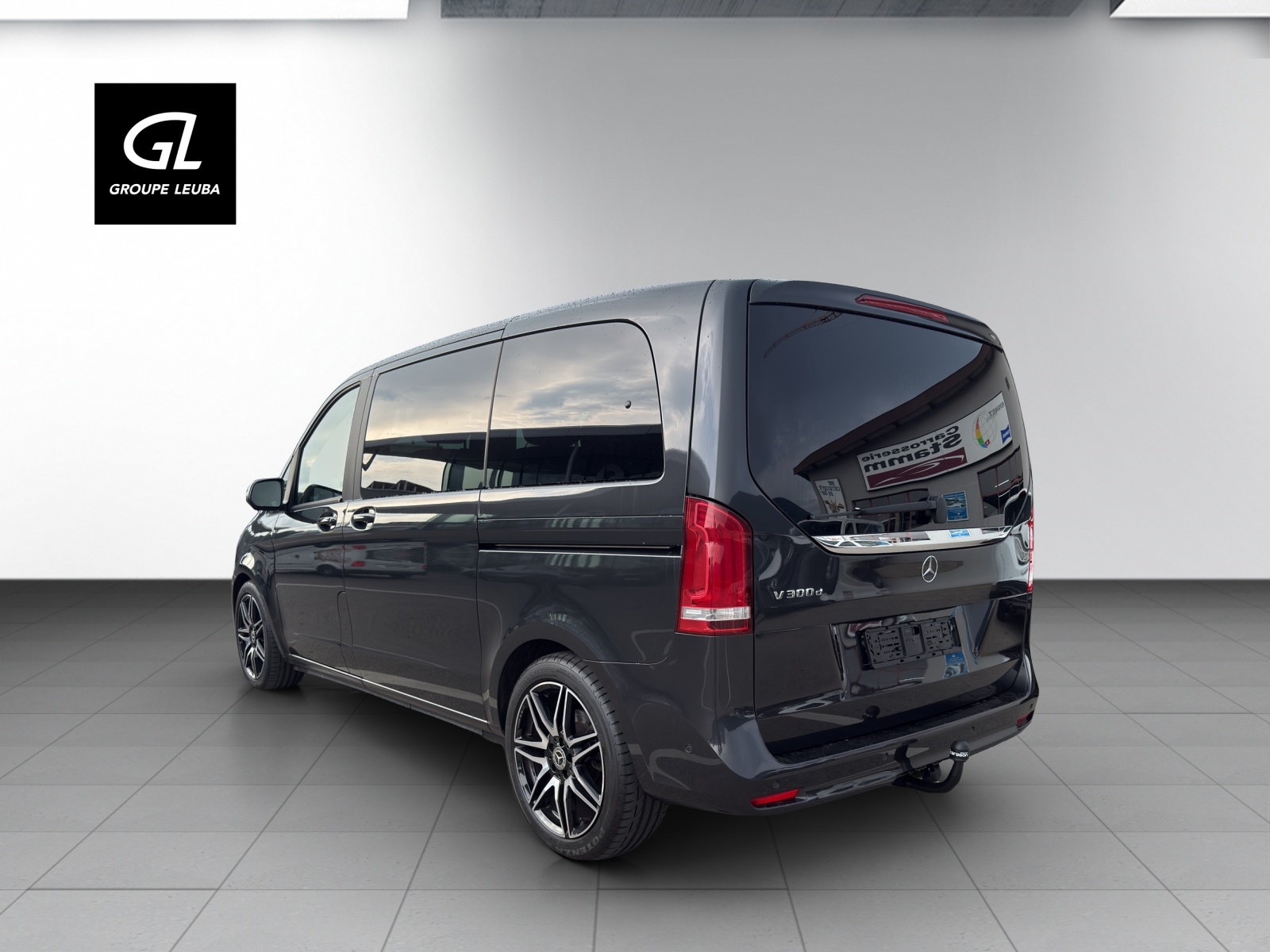 MERCEDES-BENZ V 300 d K-showroom-element-1
