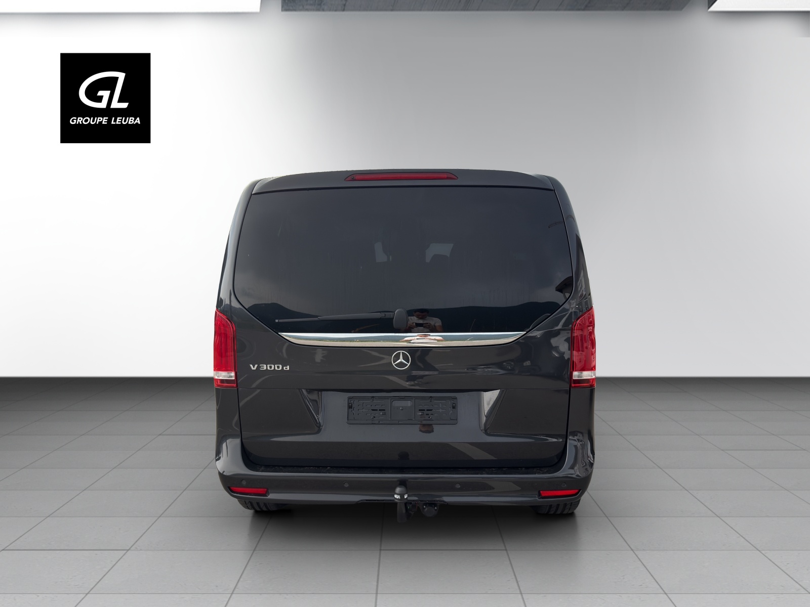 MERCEDES-BENZ V 300 d K-showroom-element-3