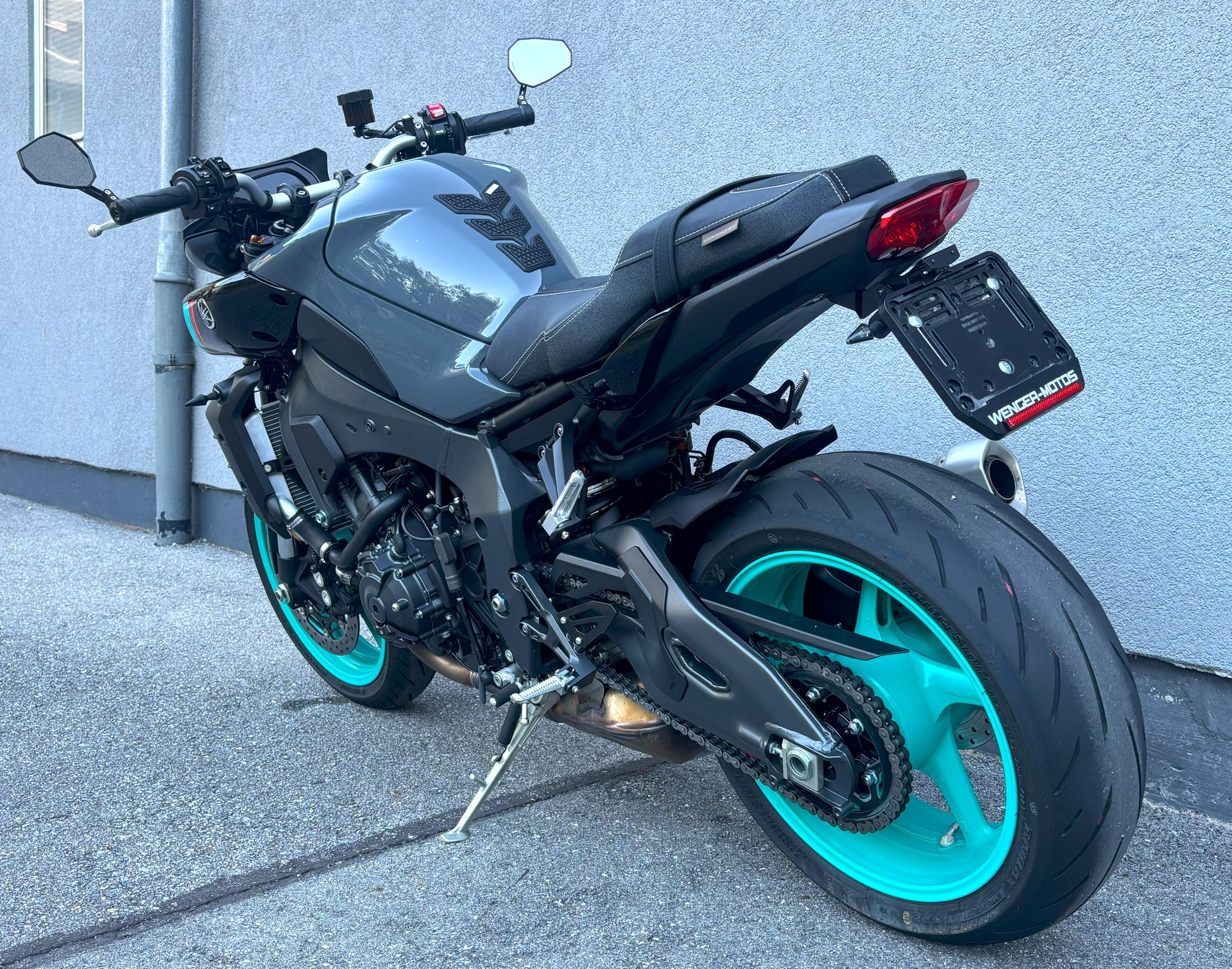 YAMAHA MT-10 ABS-image-4
