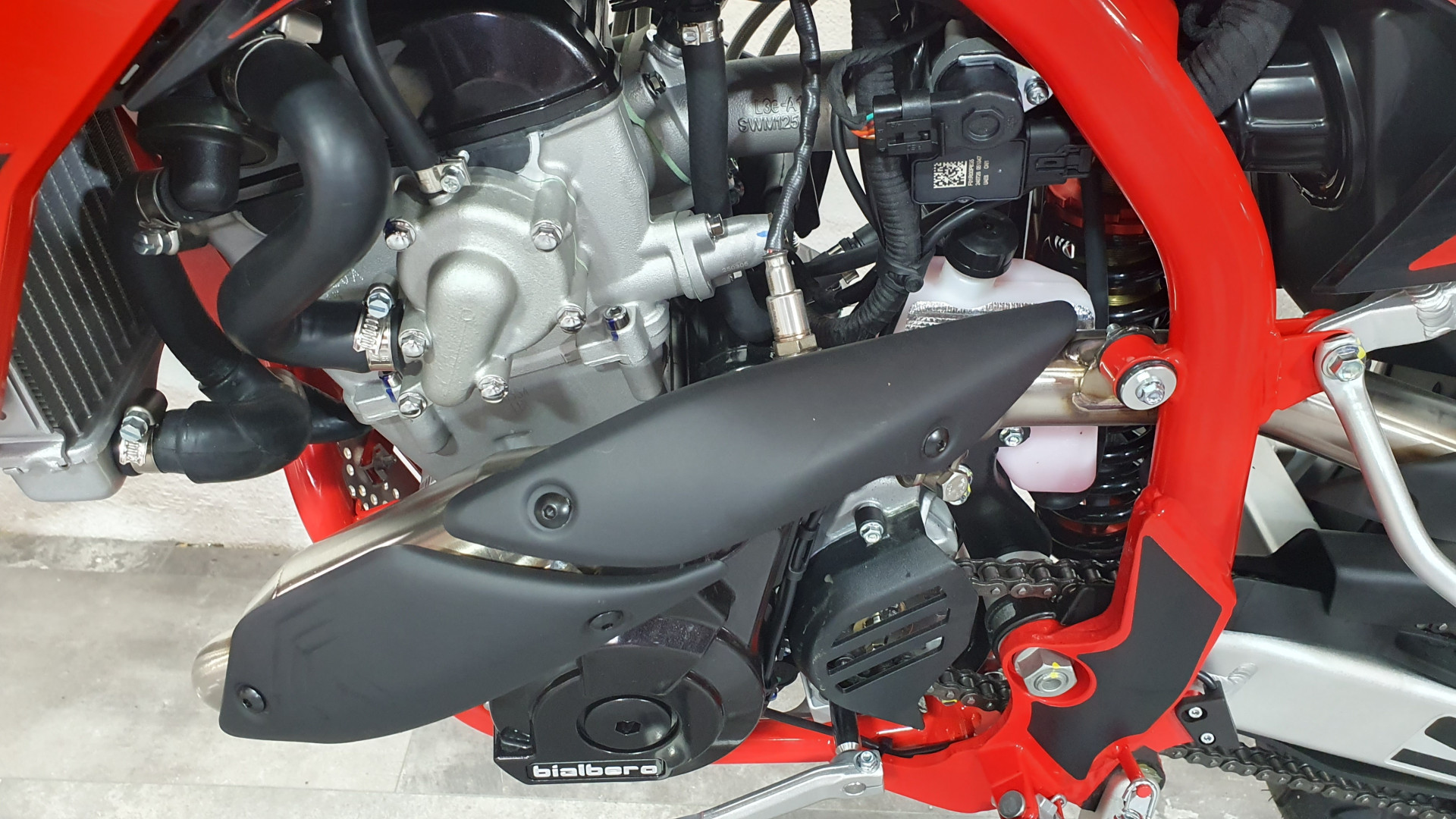 SWM SM 125 R-image-8