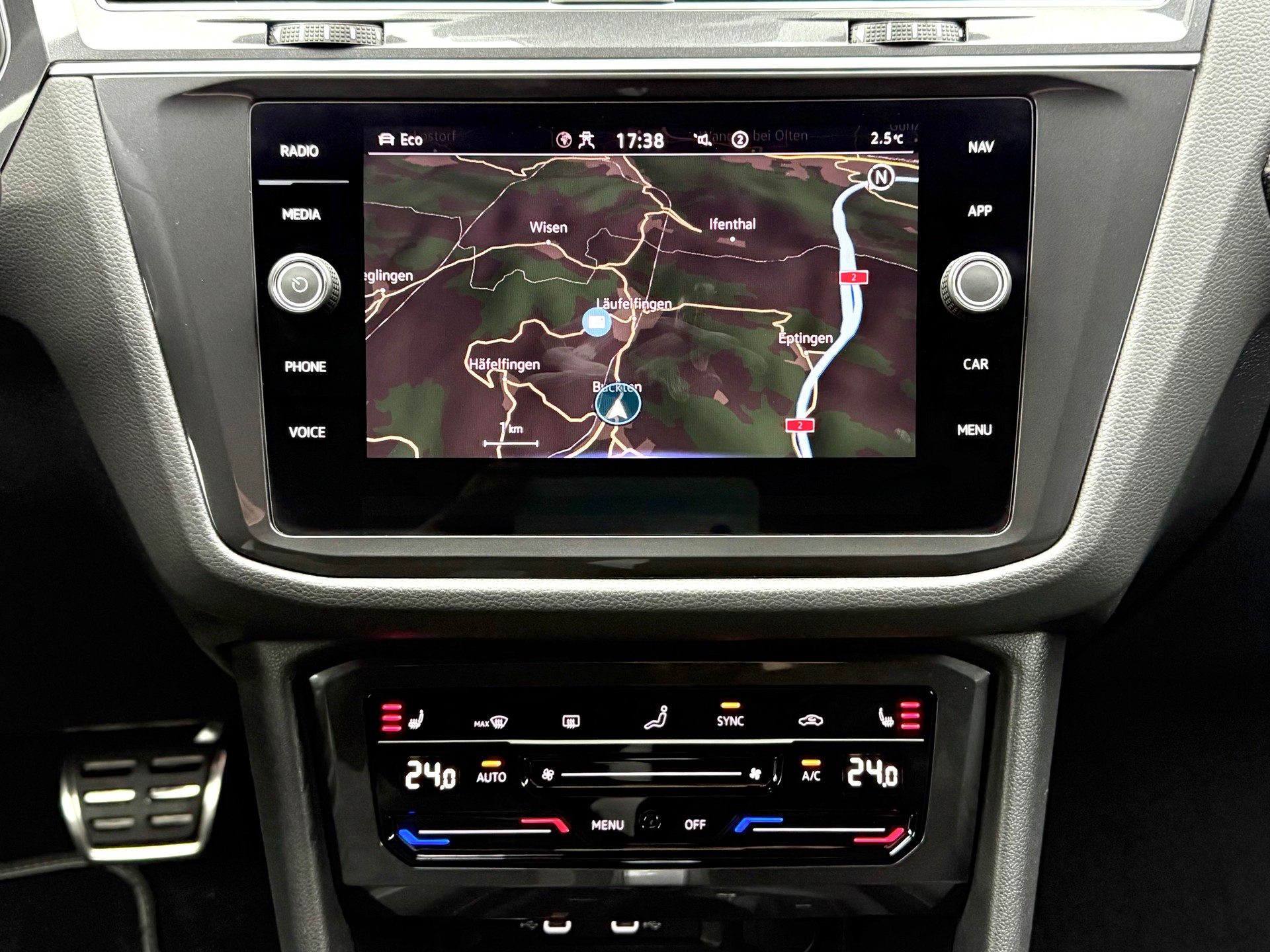 VW Tiguan Allspace 2.0 TDI SCR R-Line 4Motion DSG-image-12