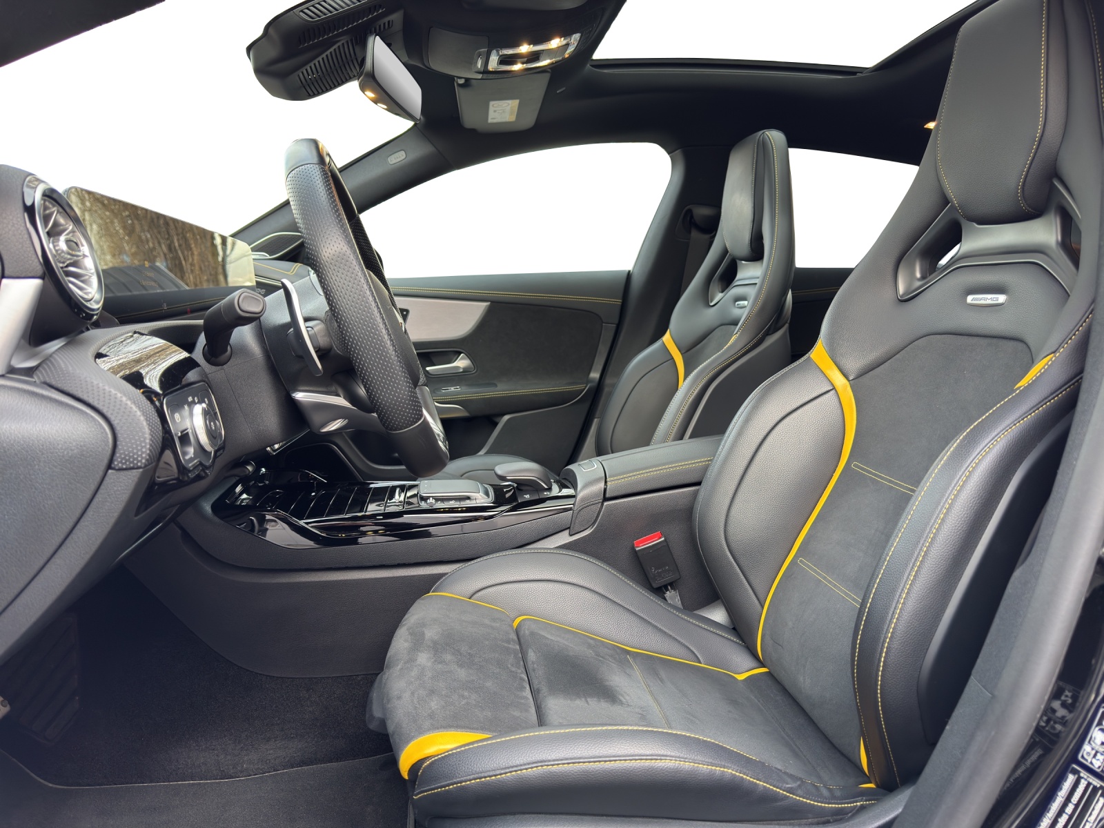 MERCEDES-BENZ CLA SB 45 S AMG 4Matic+-showroom-element-3