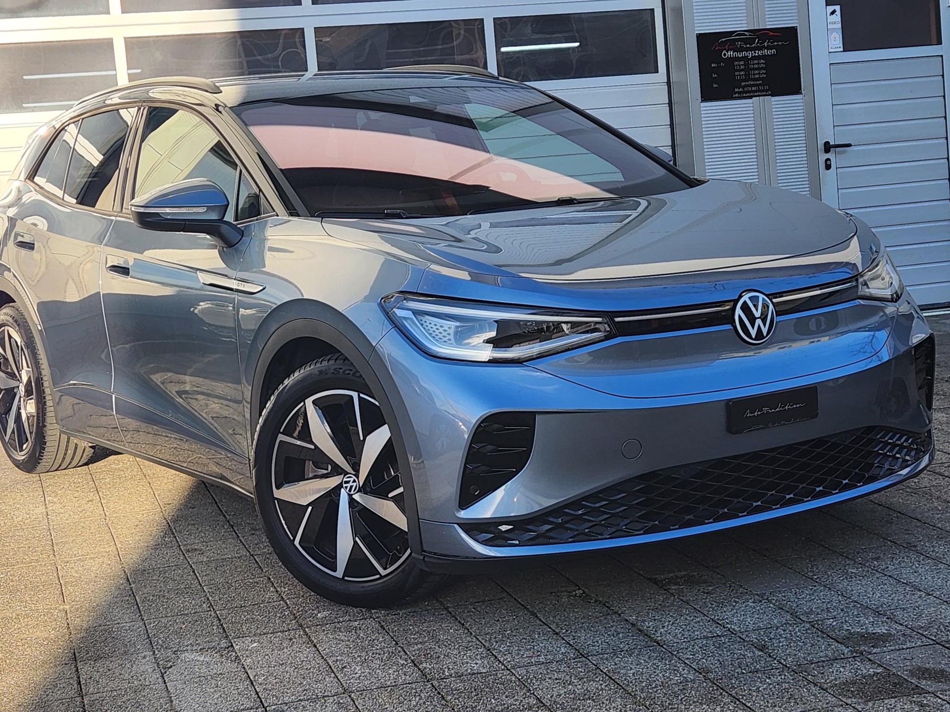 VW ID.4 GTX 77 kWh 4Motion **BATTERIEZERTIFIKAT - DESIGN PACK+ KOMFORT PACK+ ASSISTENZ PACK.- MATRIX LED -GARANTIE BIS 09.2029 **-showroom-element-2