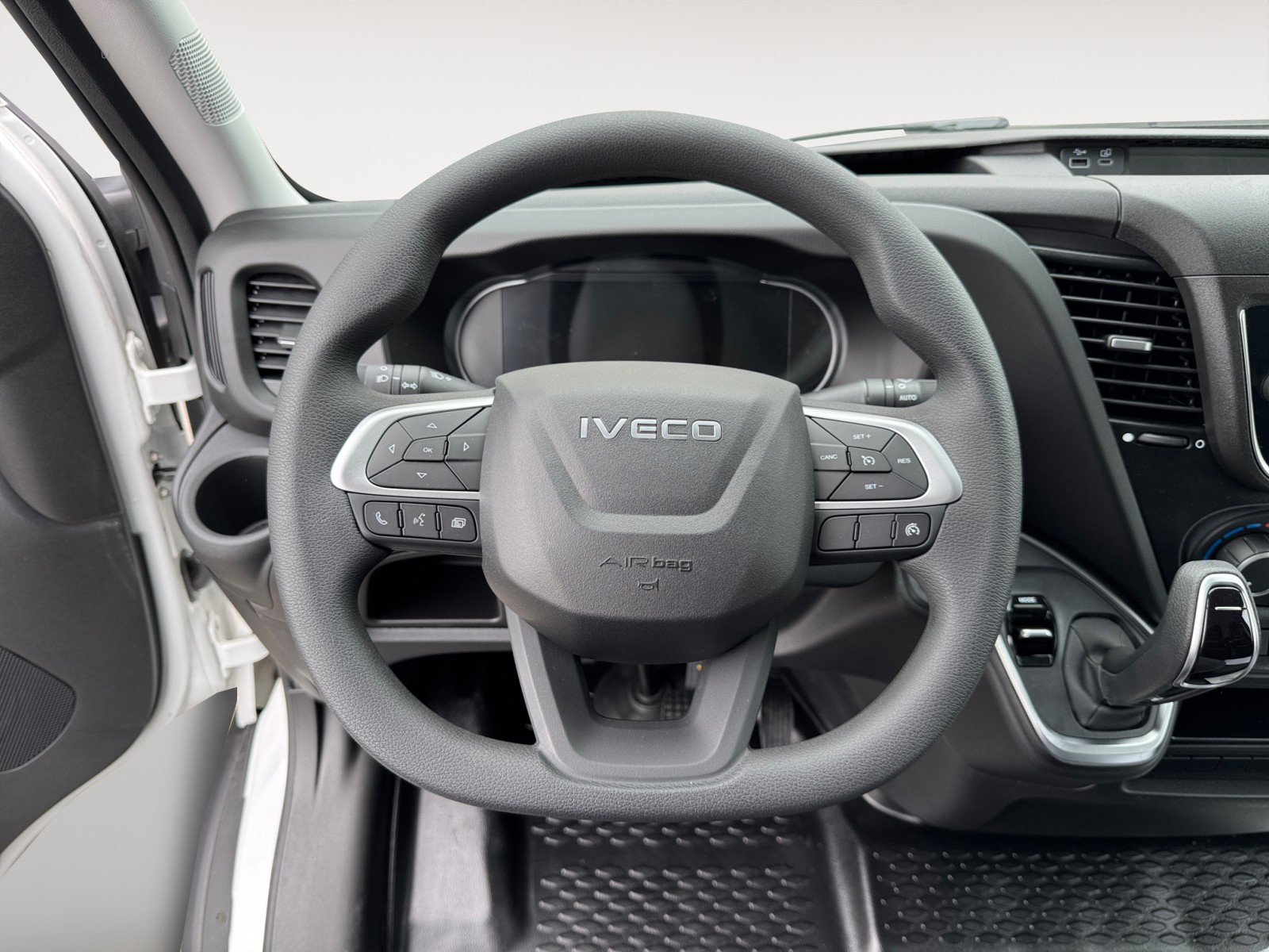 IVECO 35S18HA8V H2-image-7