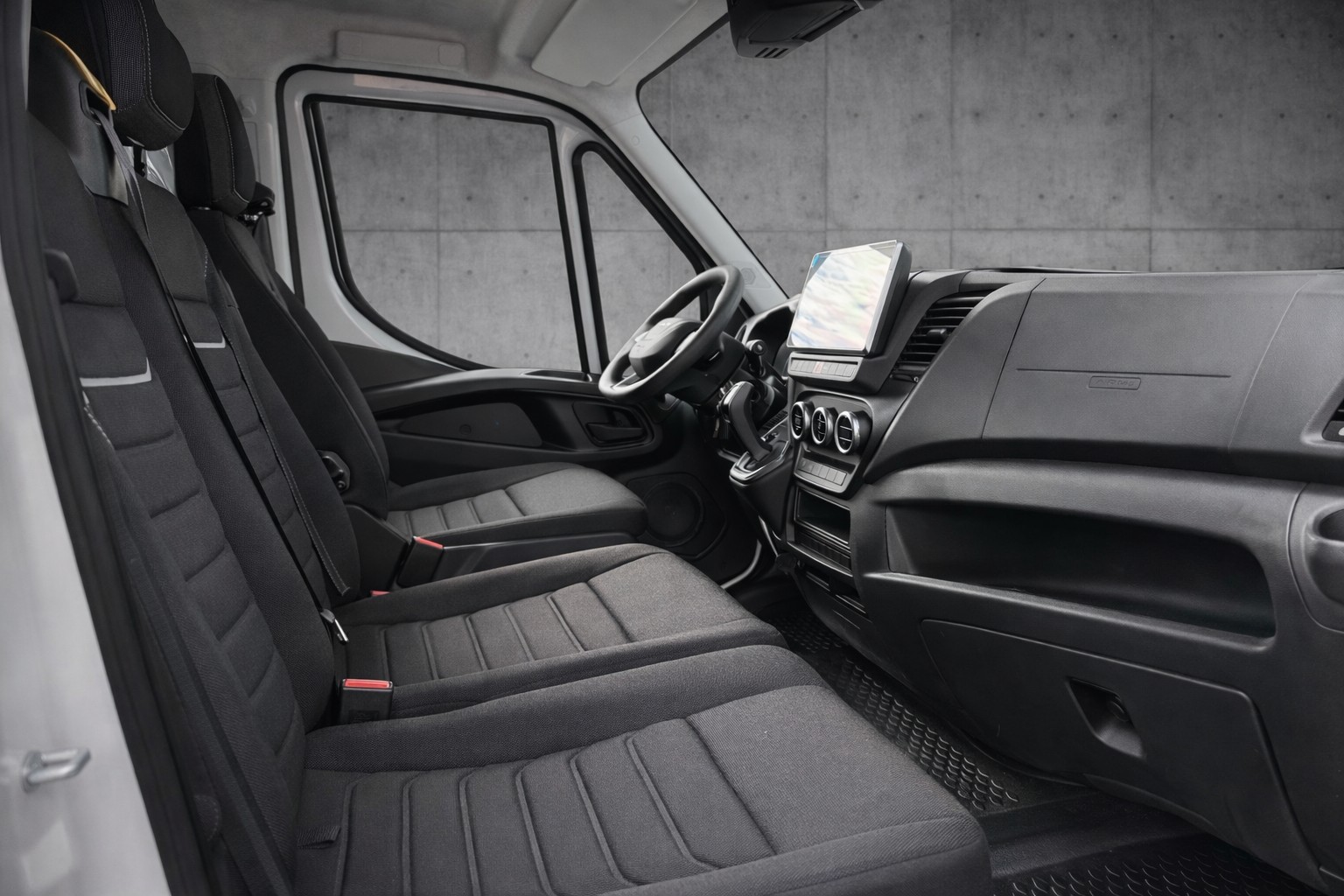 IVECO 35S18HA8V H2-image-10