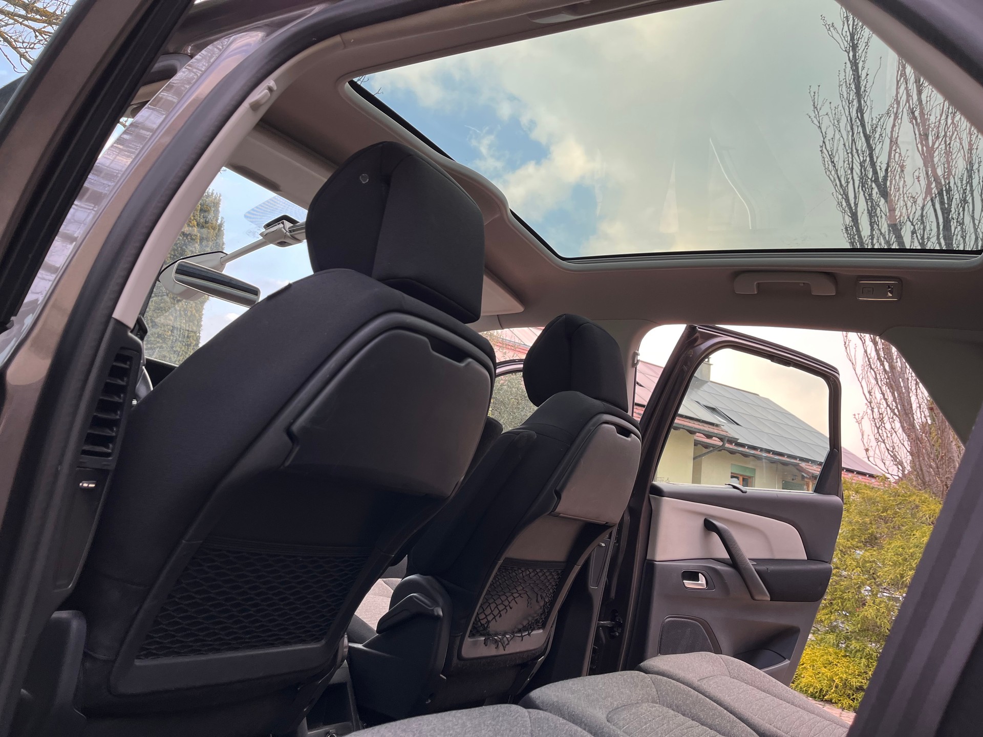 CITROEN C4 Picasso 1.2 Pure Tech Attraction-image-14