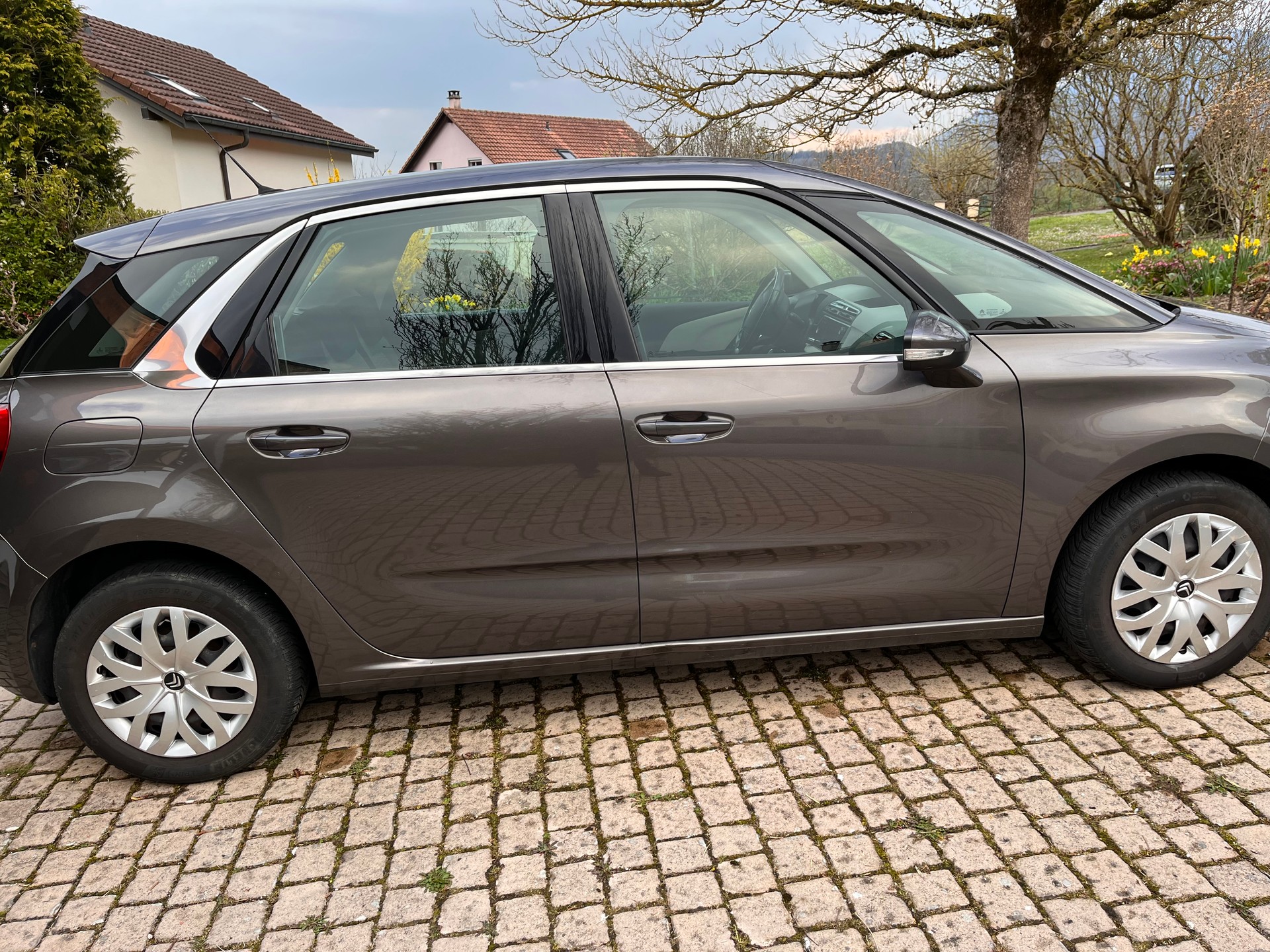 CITROEN C4 Picasso 1.2 Pure Tech Attraction-image-19