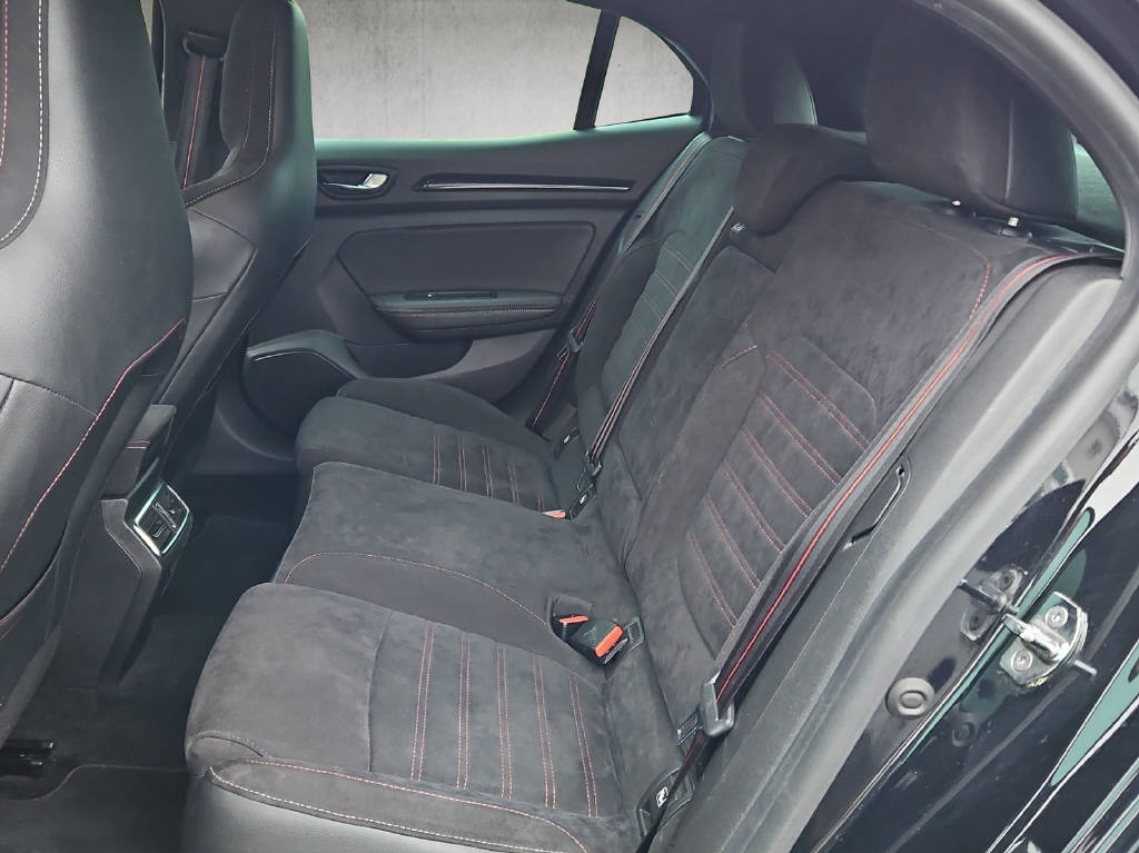 RENAULT Mégane Sport 1.8 T Trophy EDC-image-5
