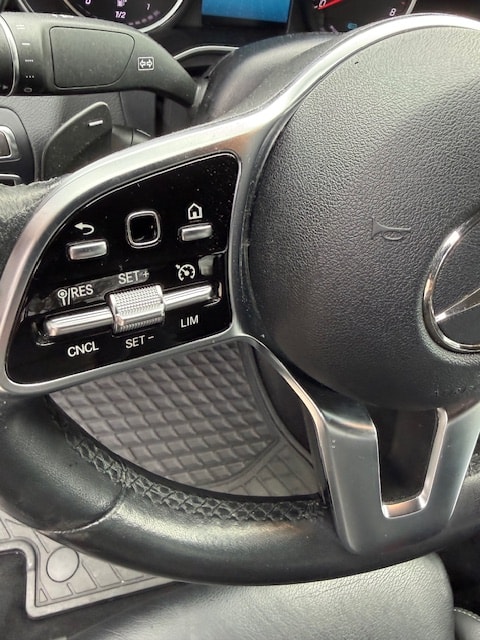 MERCEDES-BENZ C 200 4Matic 9G-Tronic-image-9